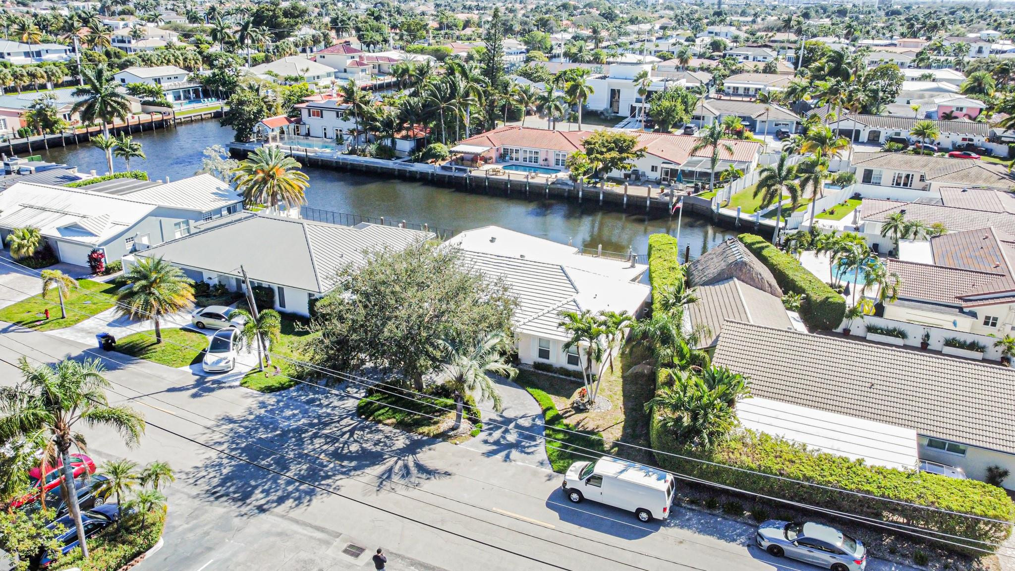 2810 NE 60th Fort Lauderdale, FL 33308