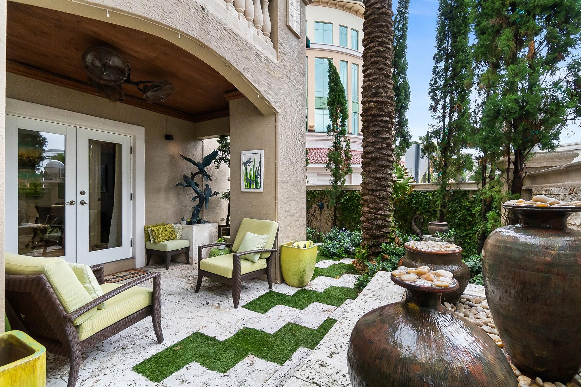 301 Tarpon Dr Fort Lauderdale, FL 33301