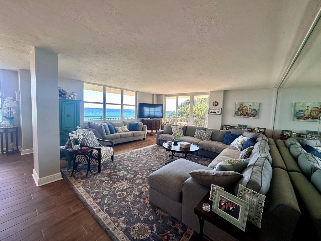 1147 Hillsboro Mile #214 Hillsboro Beach, FL 33062