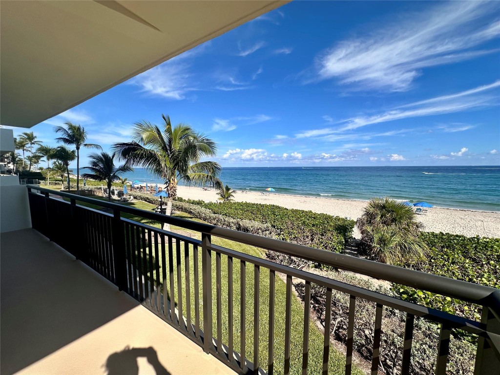 1147 Hillsboro Mile #214 Hillsboro Beach, FL 33062