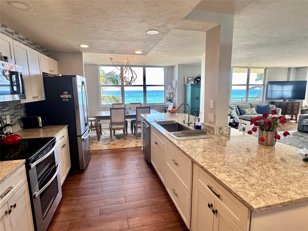 1147 Hillsboro Mile #214 Hillsboro Beach, FL 33062