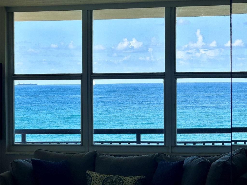 1147 Hillsboro Mile #214 Hillsboro Beach, FL 33062