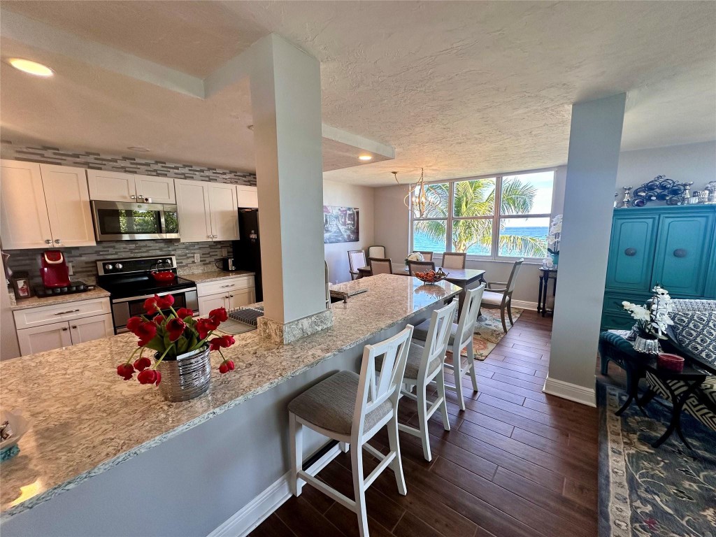 1147 Hillsboro Mile #214 Hillsboro Beach, FL 33062