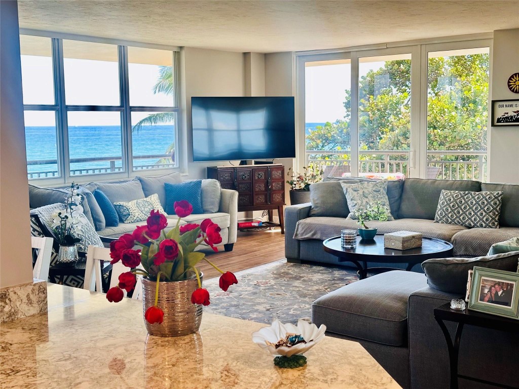 1147 Hillsboro Mile #214 Hillsboro Beach, FL 33062