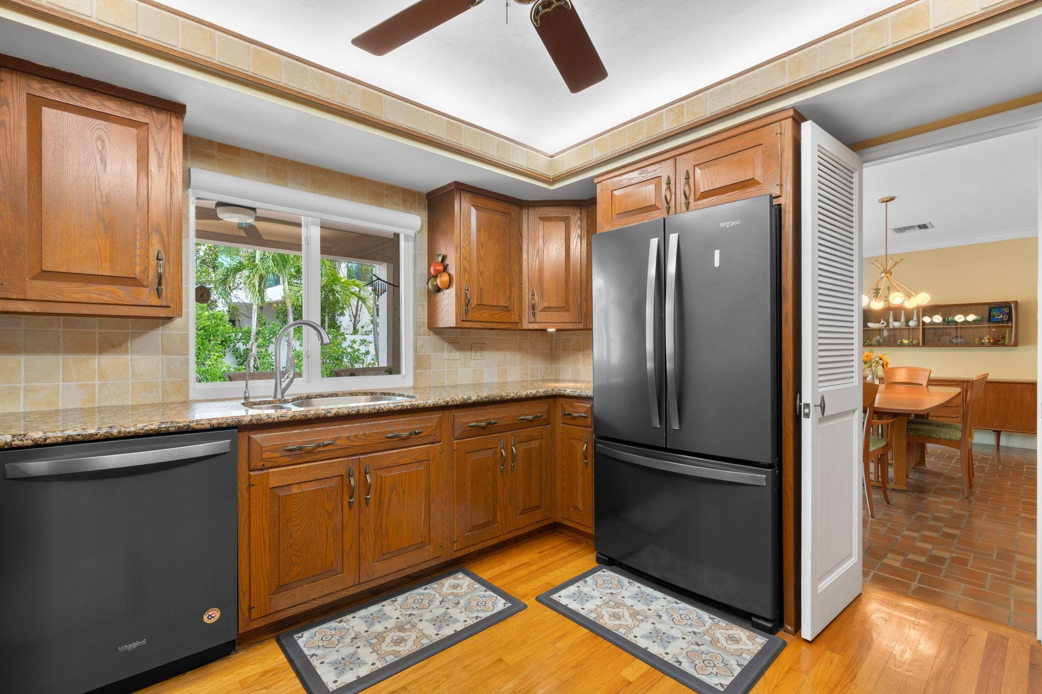 1624 Middle Riv Fort Lauderdale, FL 33305