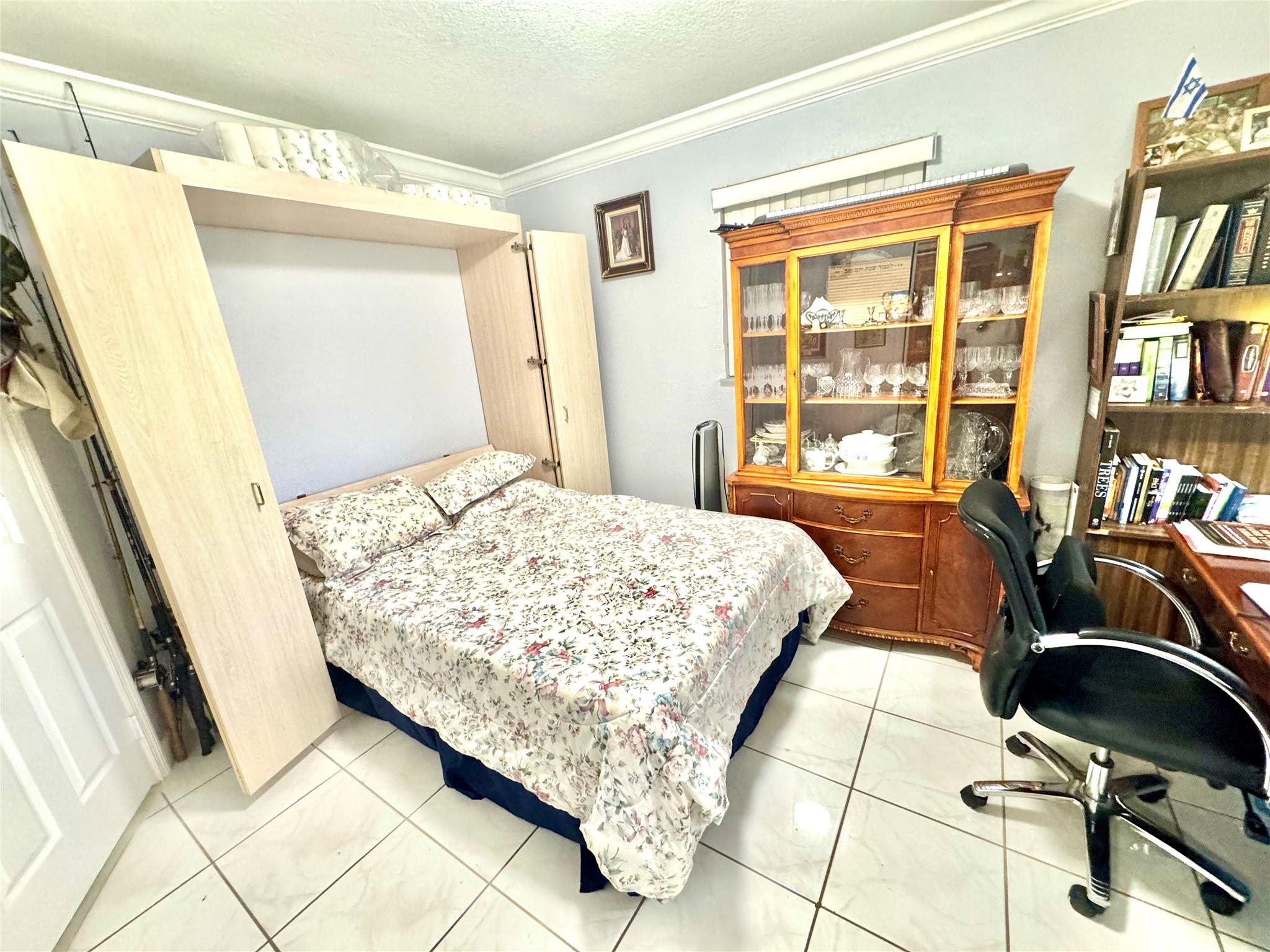 7140 Custer St Hollywood, FL 33024