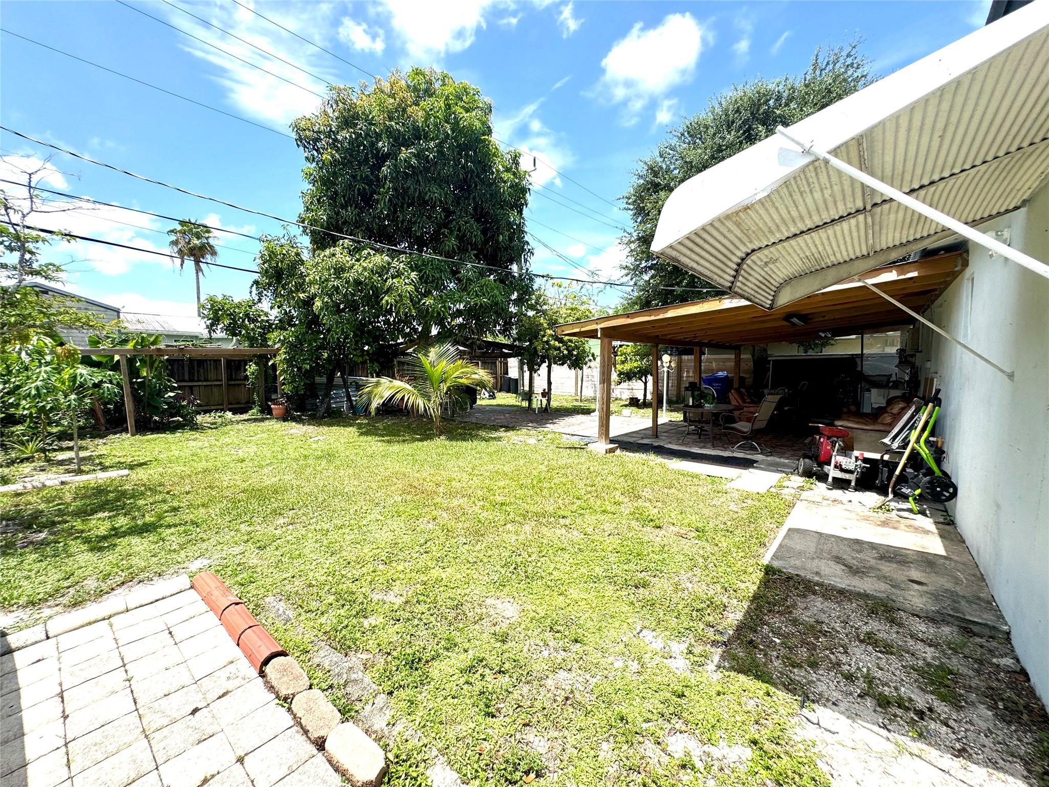 7140 Custer St Hollywood, FL 33024