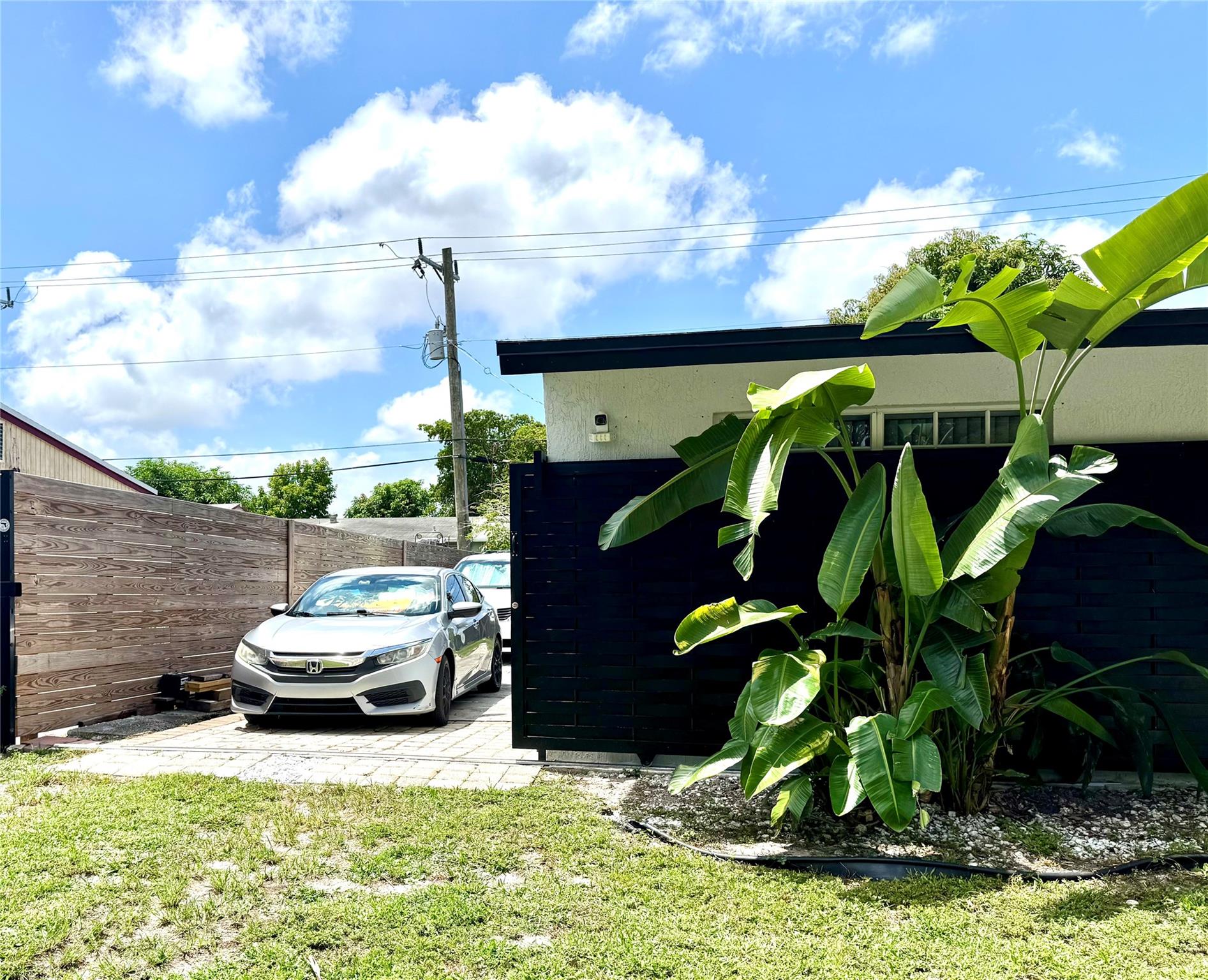 7140 Custer St Hollywood, FL 33024