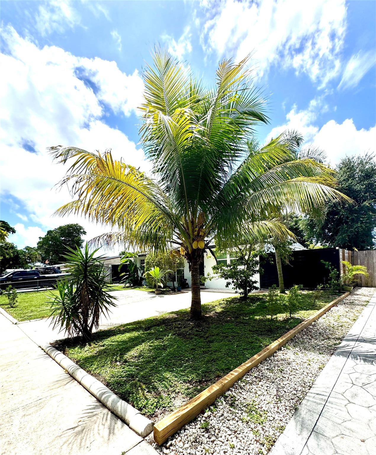 7140 Custer St Hollywood, FL 33024