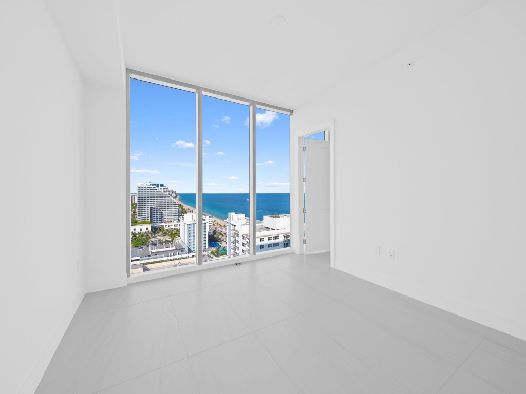 151 N Seabreeze #1904-E Fort Lauderdale, FL 33304