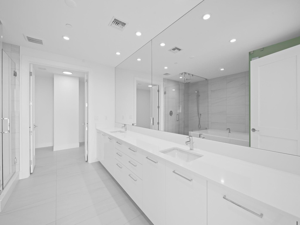 151 N Seabreeze #1904-E Fort Lauderdale, FL 33304