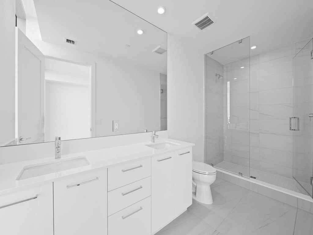 151 N Seabreeze #1904-E Fort Lauderdale, FL 33304