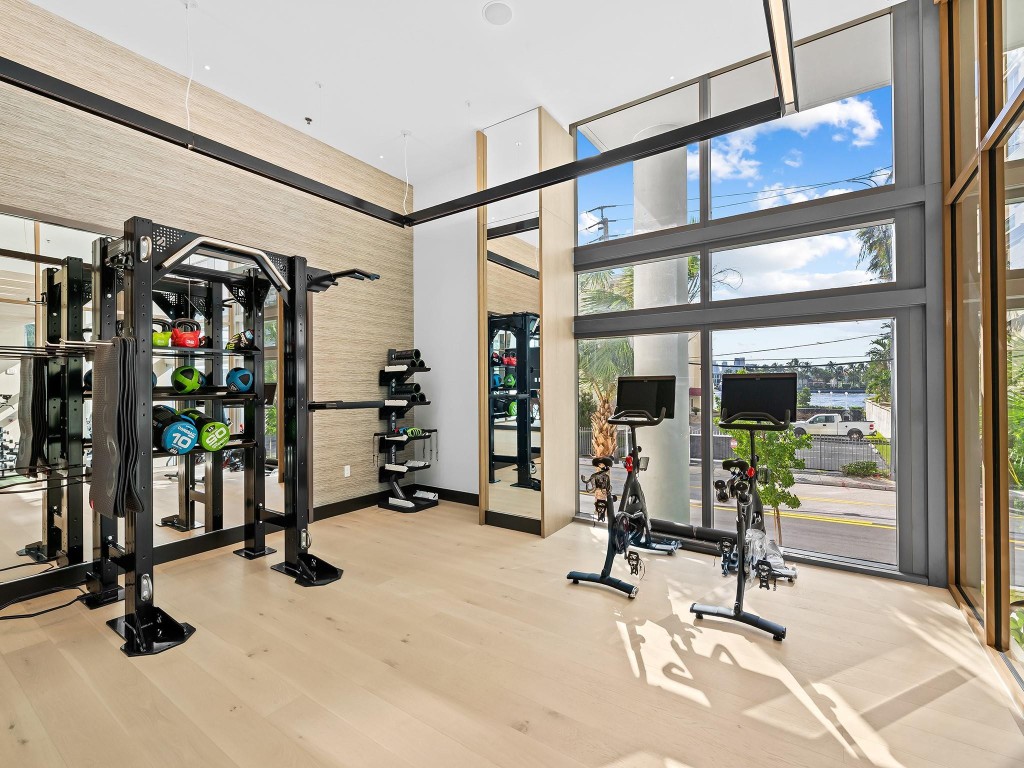 151 N Seabreeze #1904-E Fort Lauderdale, FL 33304