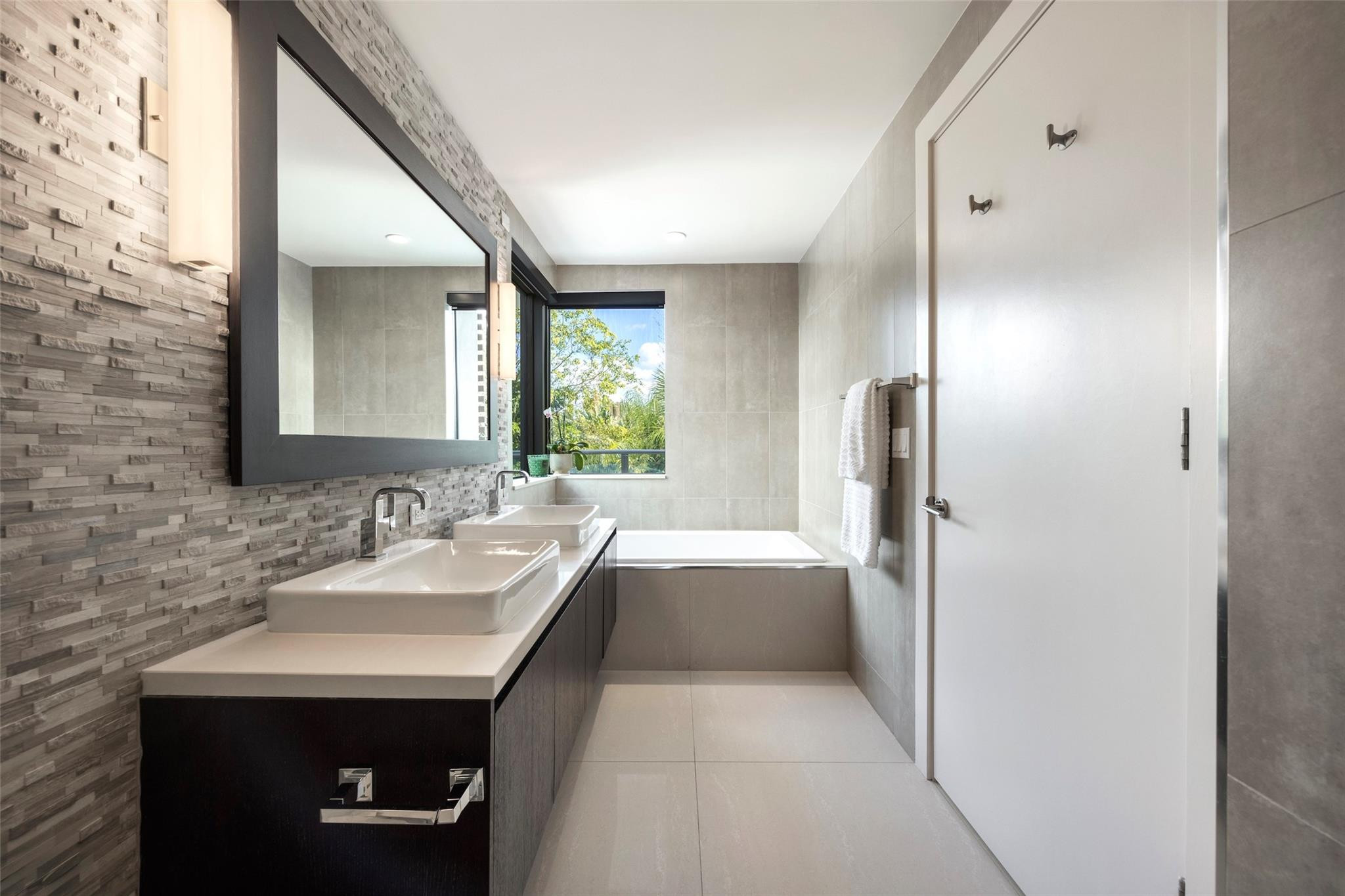 3030 N Ocean #S106 Fort Lauderdale, FL 33308