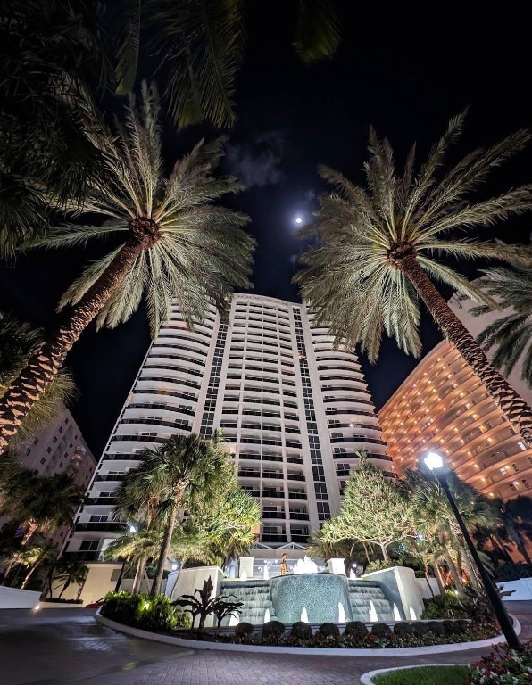 4240 Galt Ocean Dr #1005