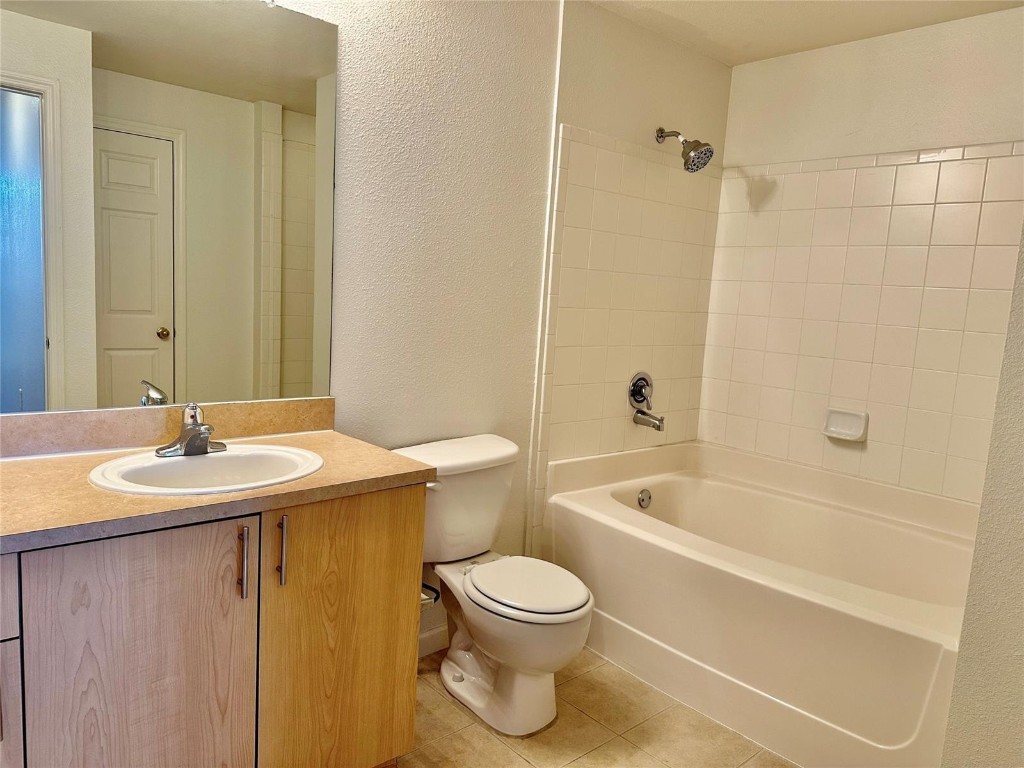 533 NE 3rd #401 Fort Lauderdale, FL 33301