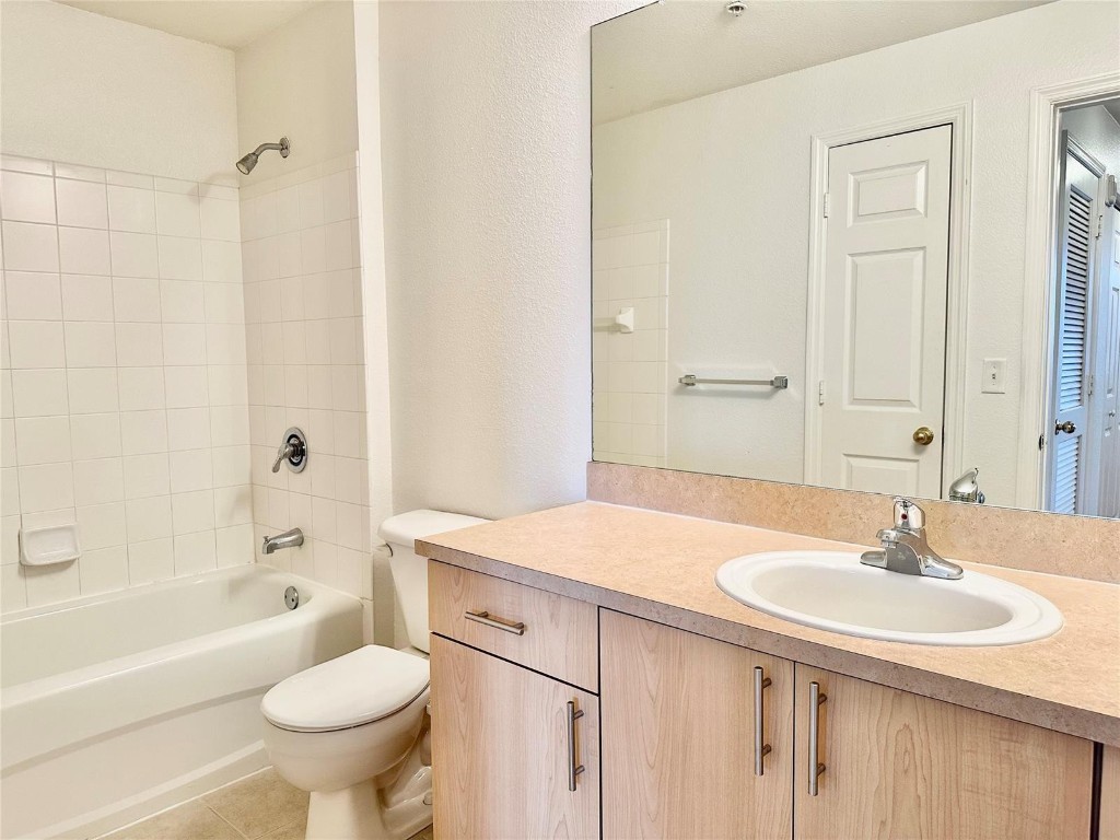 533 NE 3rd #401 Fort Lauderdale, FL 33301