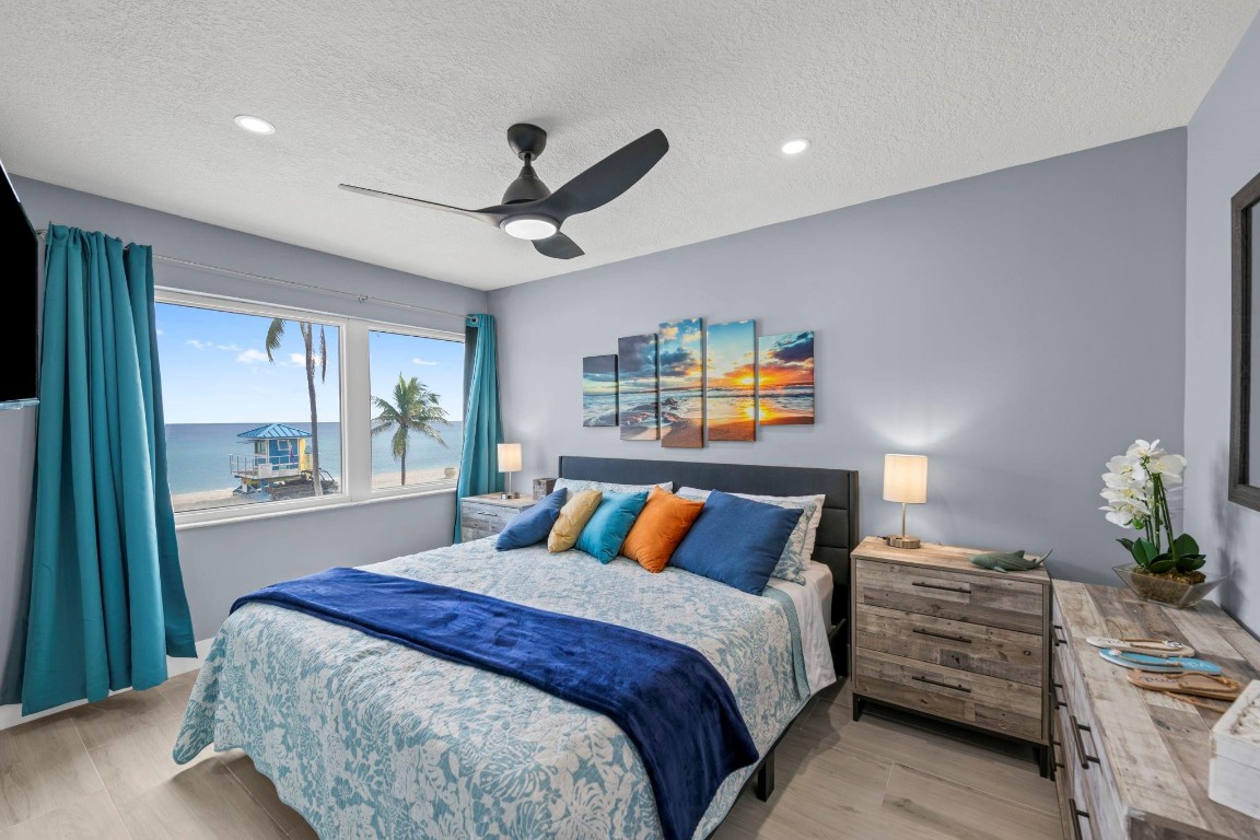 2201 N Surf Hollywood, FL 33019