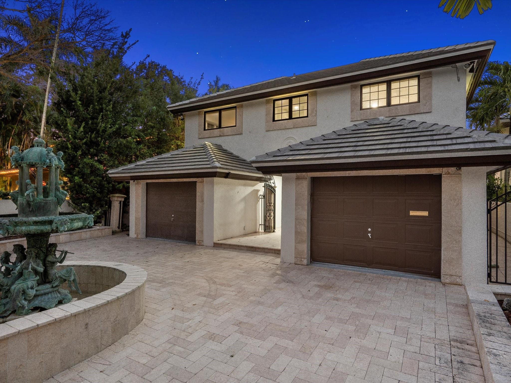 1421 Ponce De Leon Fort Lauderdale, FL 33316