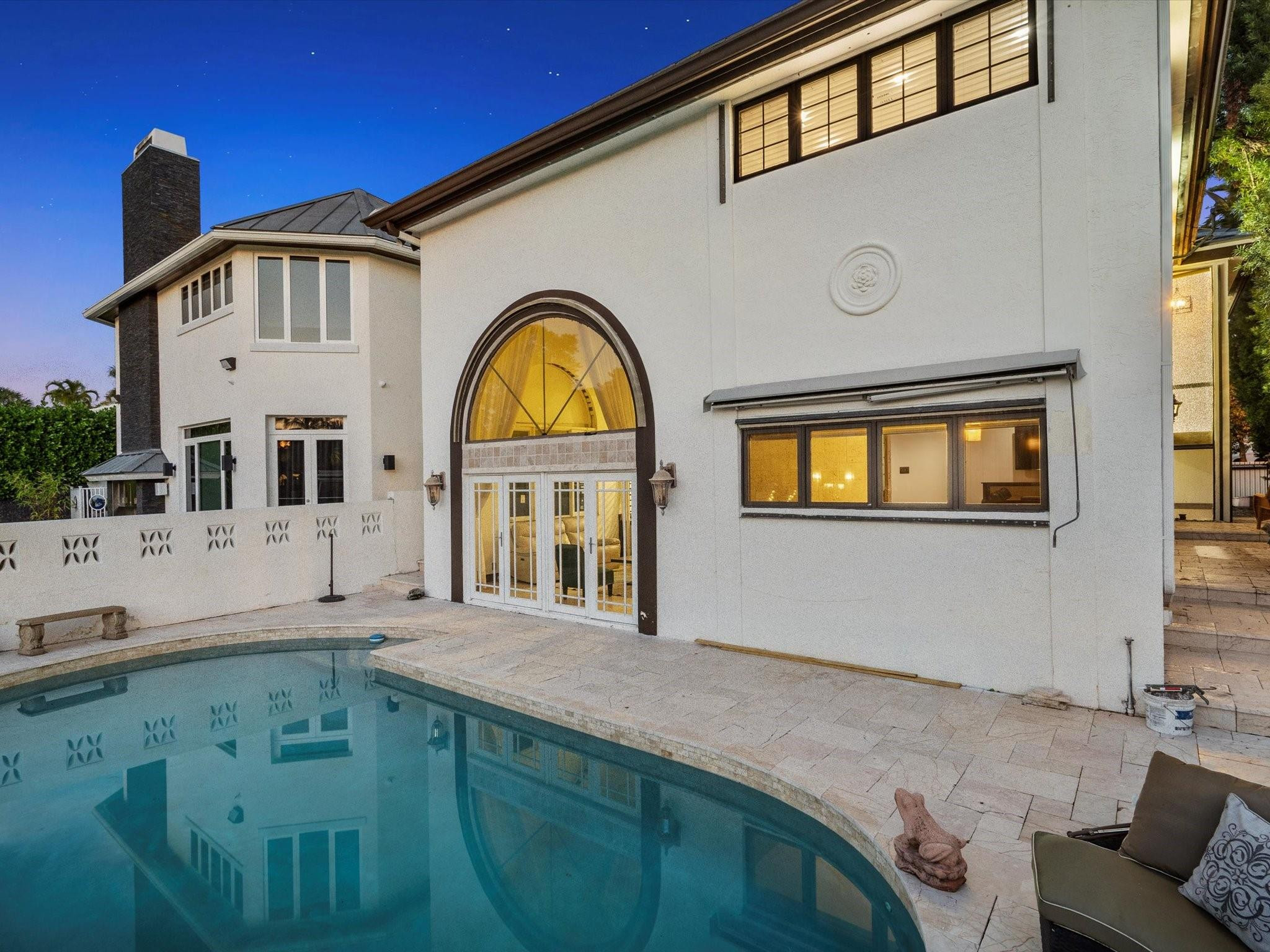 1421 Ponce De Leon Fort Lauderdale, FL 33316