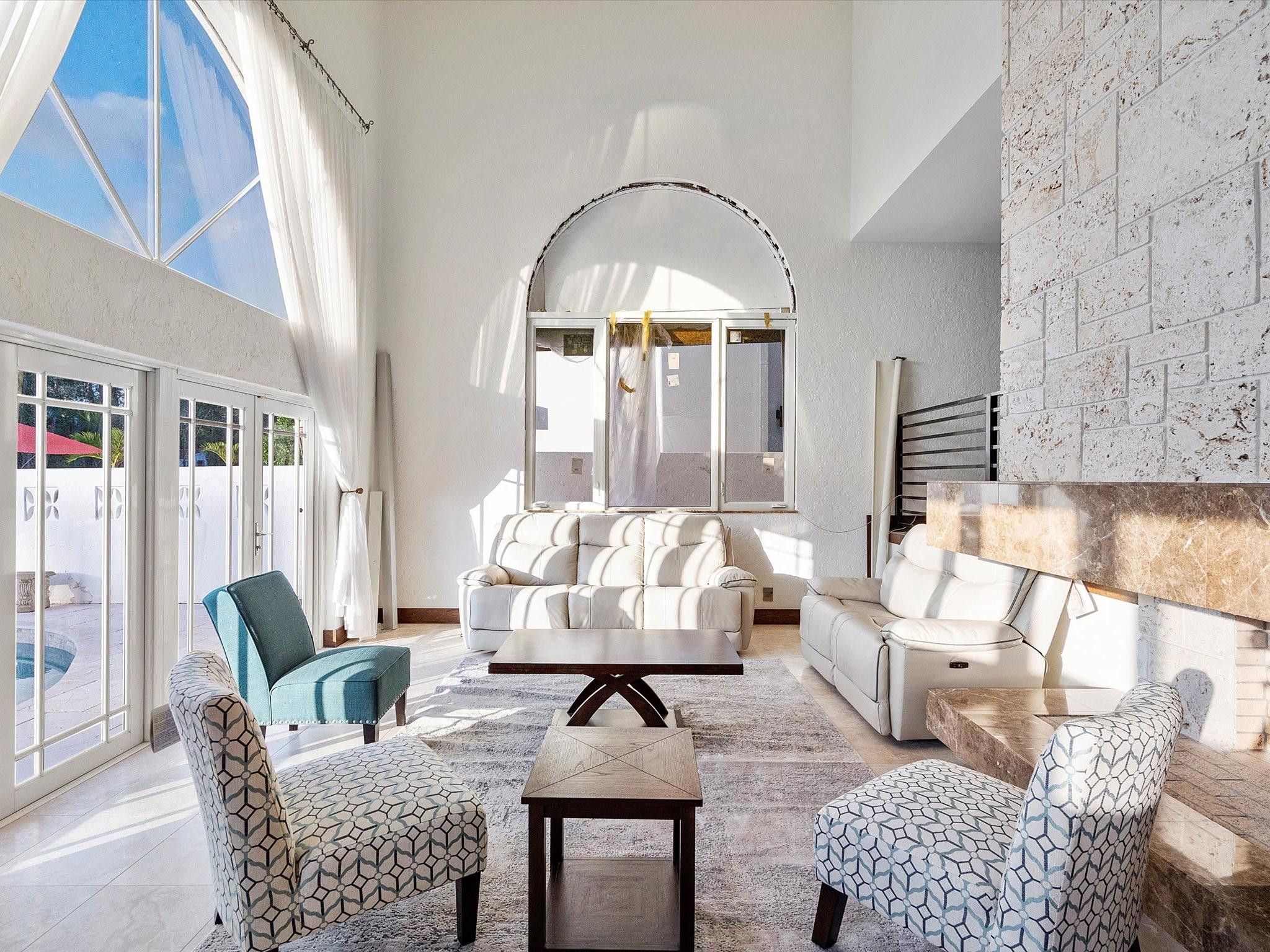 1421 Ponce De Leon Fort Lauderdale, FL 33316