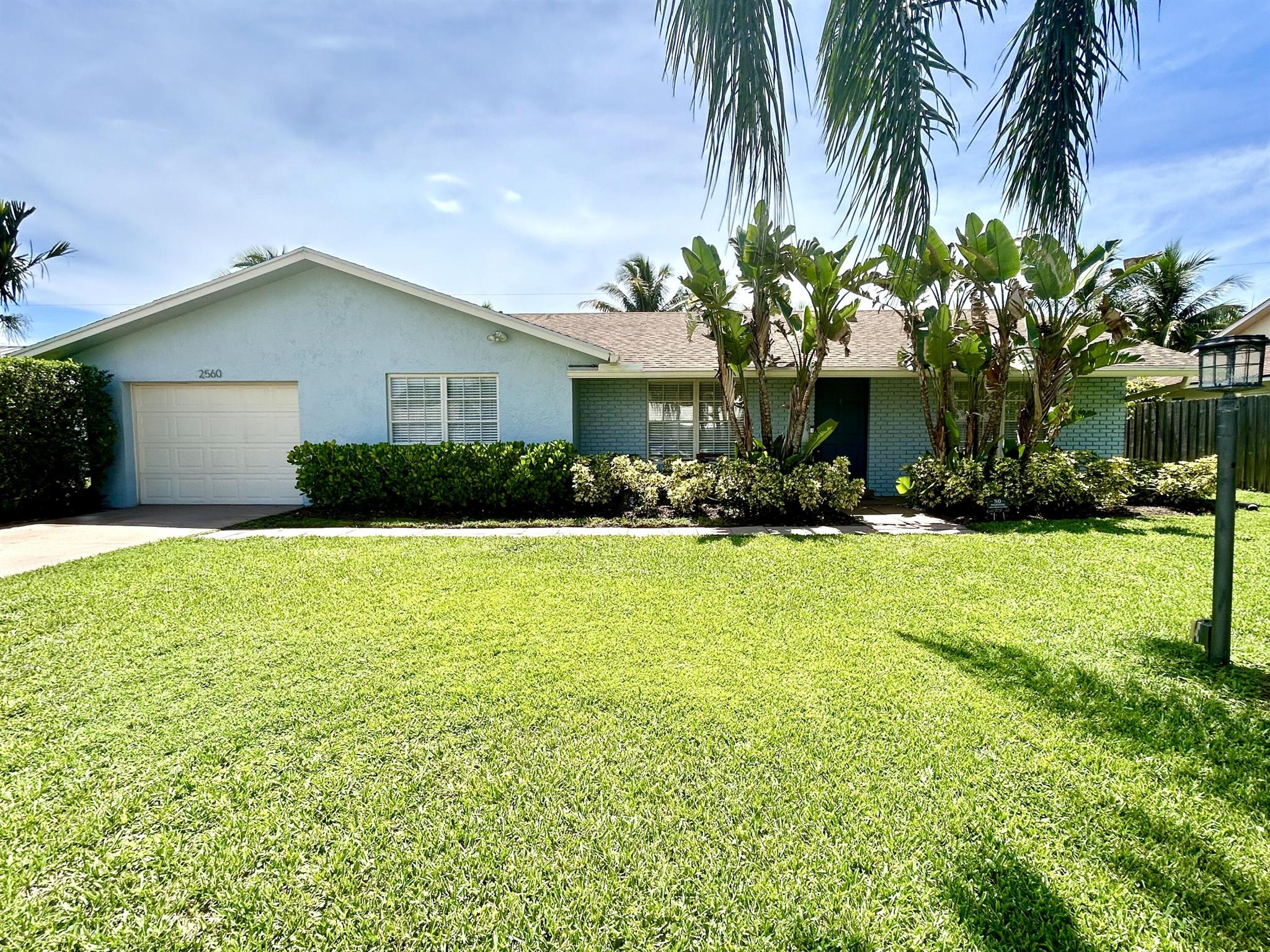 2560 SW 14th Street