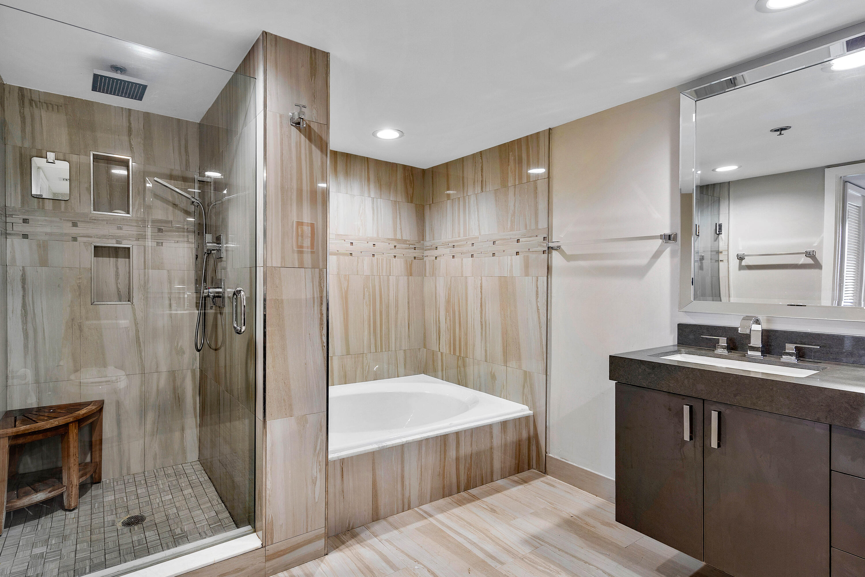 250 S Ocean #7e Boca Raton, FL 33432