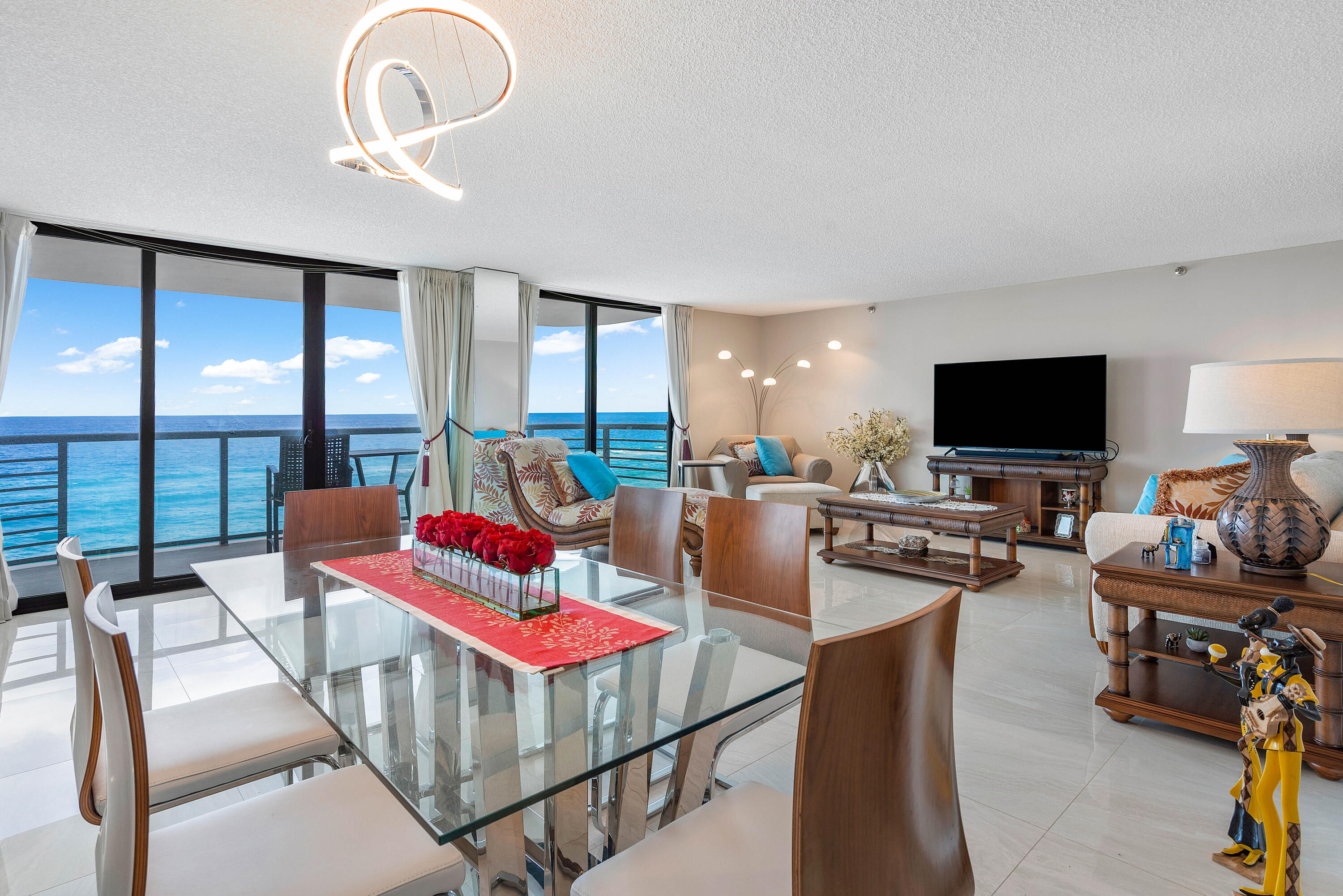 250 S Ocean #7e Boca Raton, FL 33432