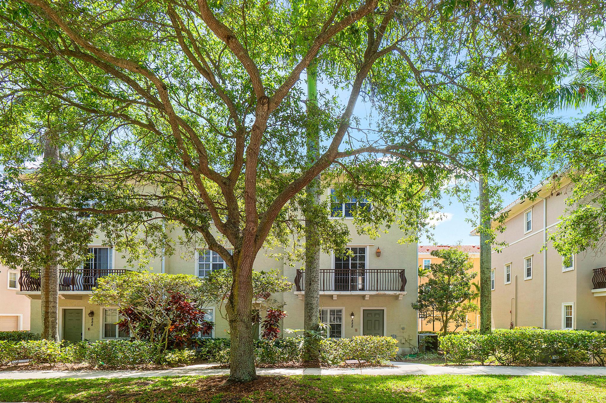 888 University Blvd Jupiter, FL 33458