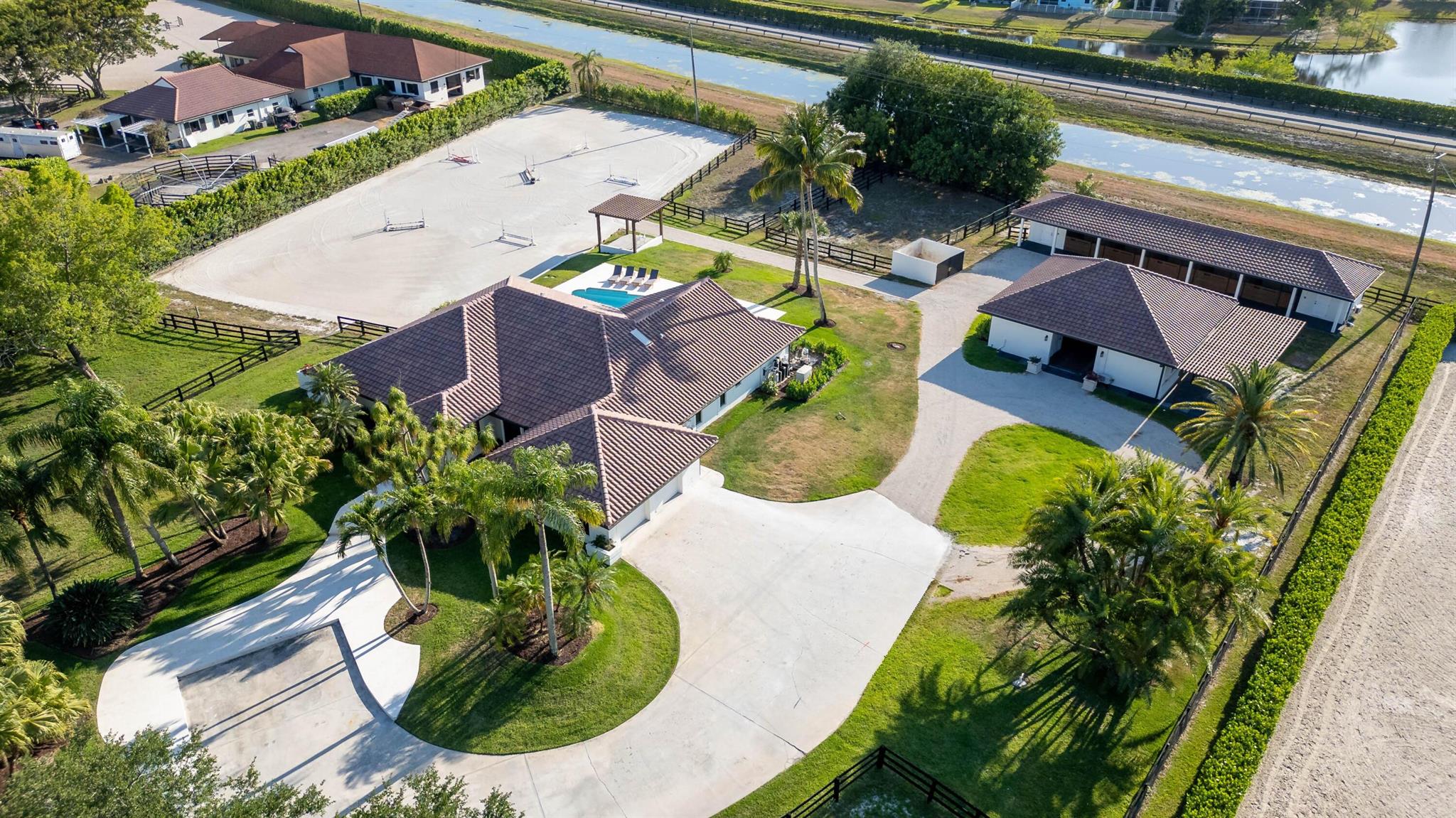 2184 Appaloosa Trl Wellington, FL 33414