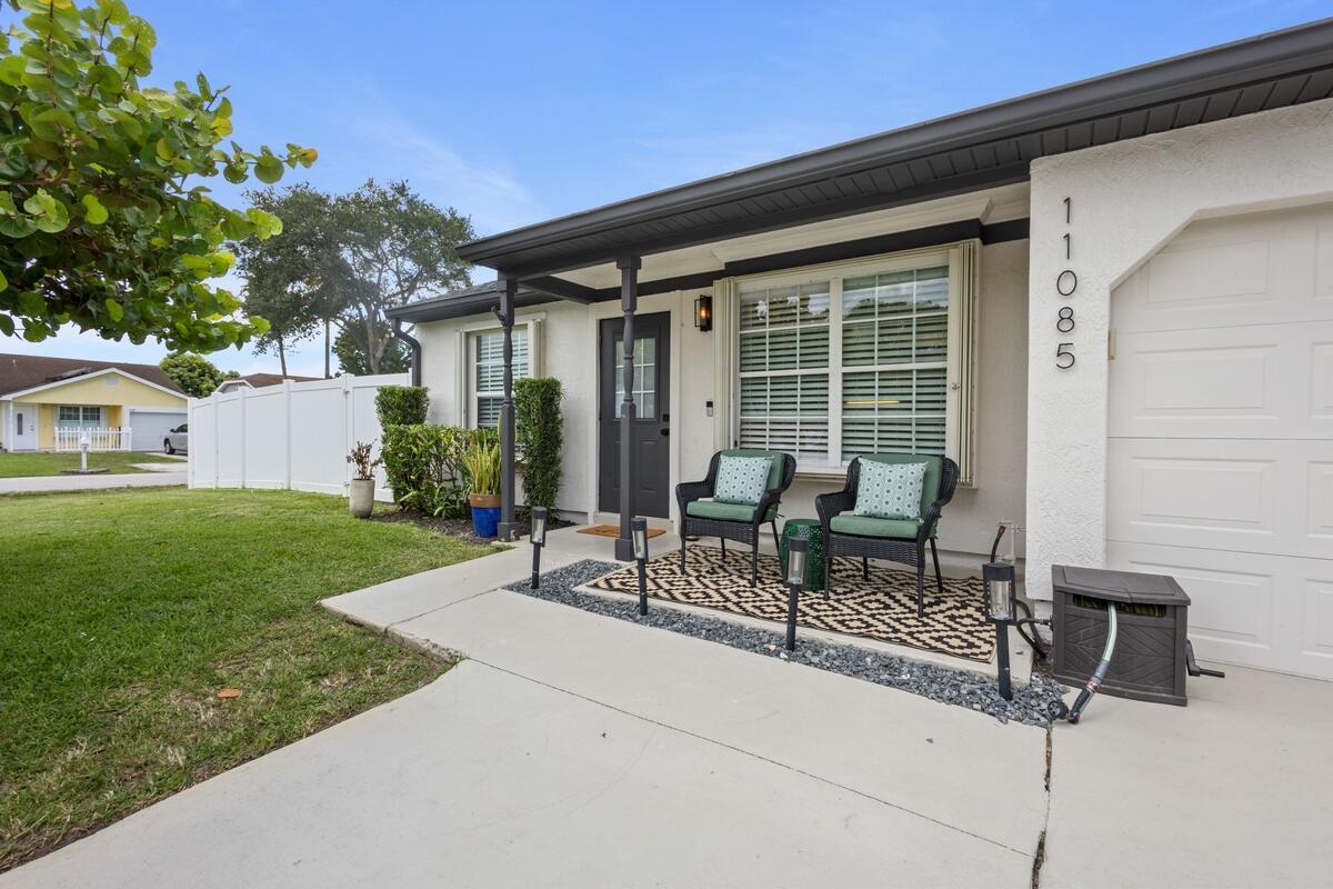 11085 Sacco Dr