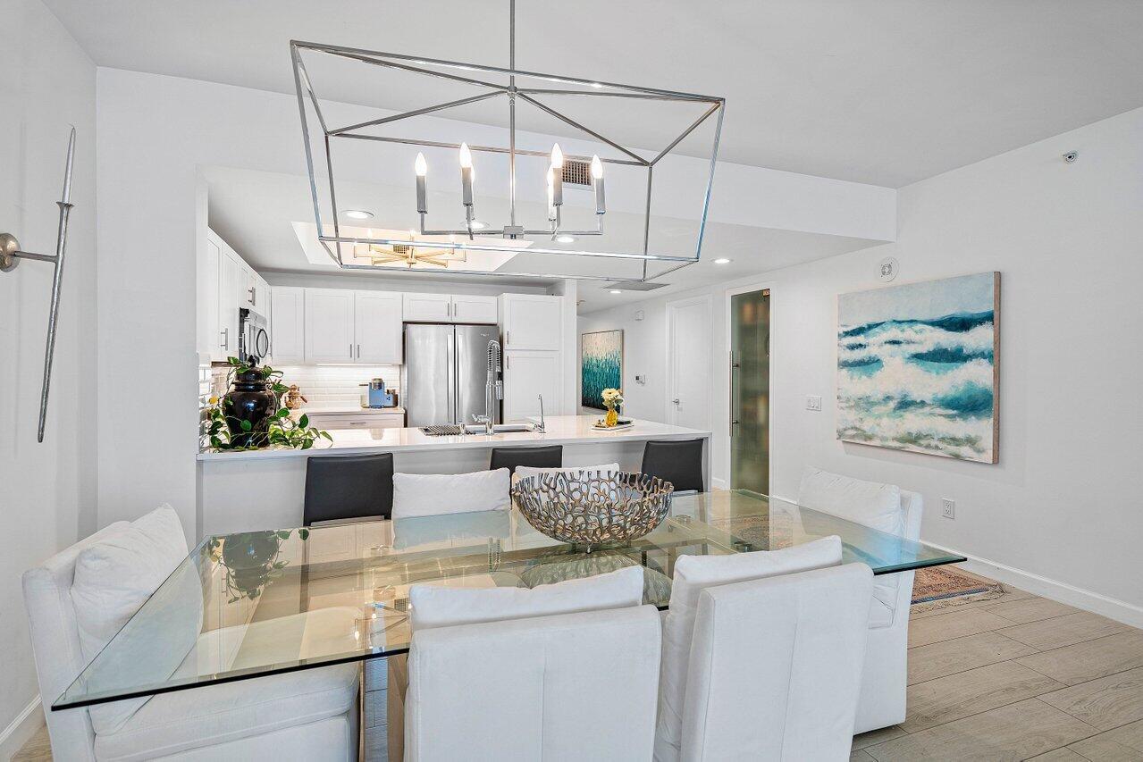 2650 Lake Shr Dr #2103 Riviera Beach, FL 33404