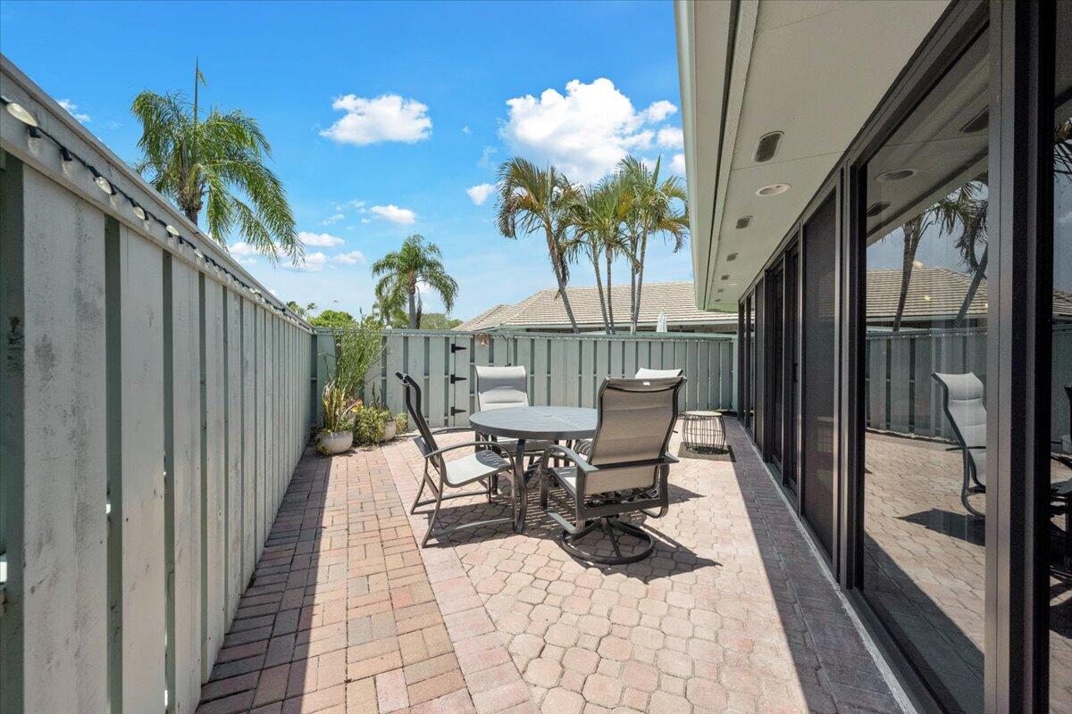 1127 E Seminole Ave #15c Jupiter, FL 33477