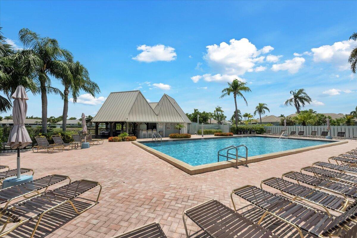1127 E Seminole Ave #15c Jupiter, FL 33477