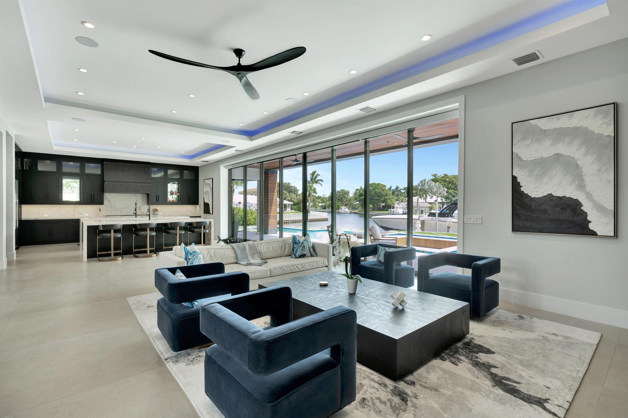 2143 Carib Cir Palm Beach Gardens, FL 33410 2143 Carib Cir Palm Beach Gardens, FL 33410