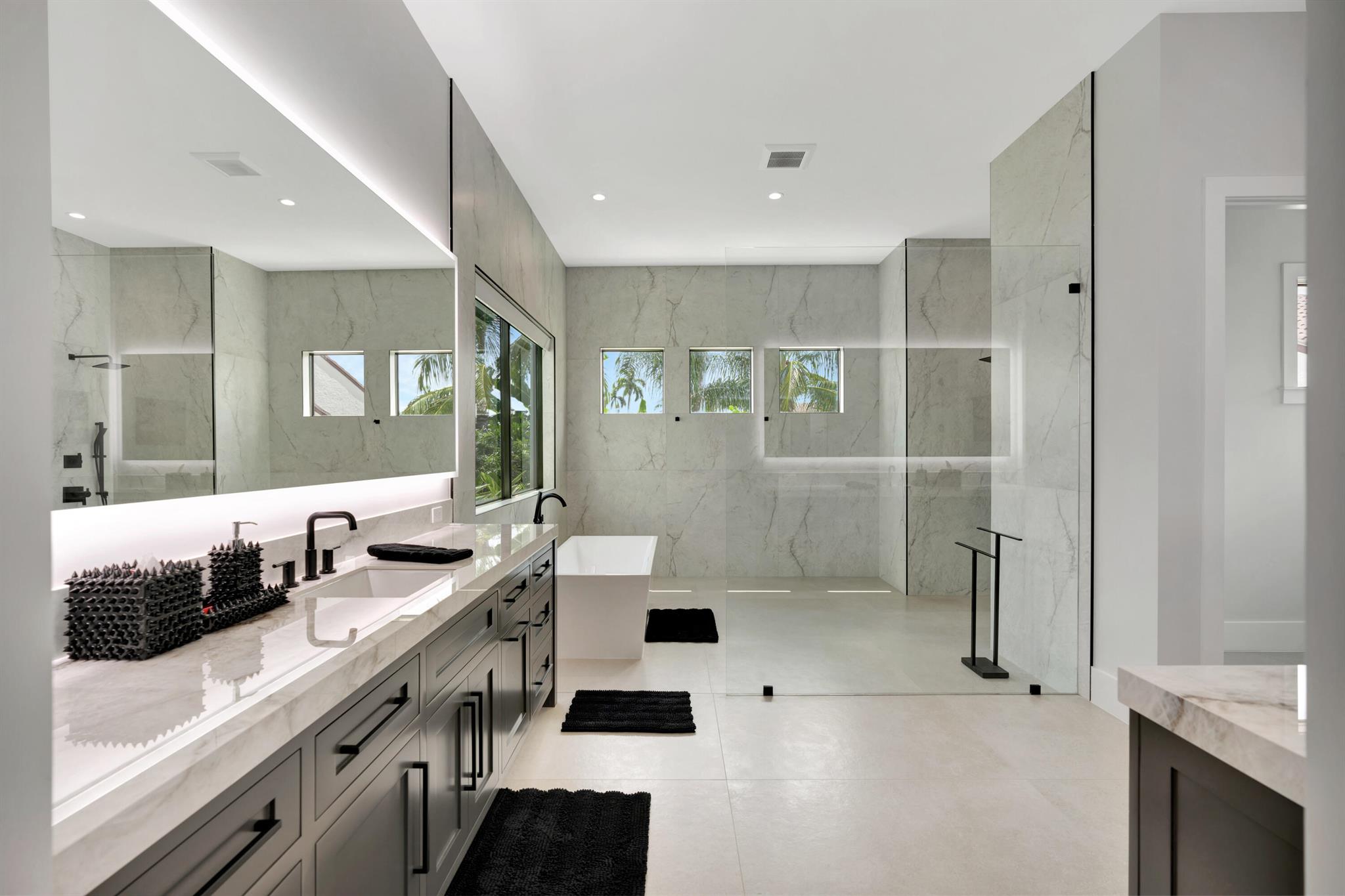 2143 Carib Cir Palm Beach Gardens, FL 33410 2143 Carib Cir Palm Beach Gardens, FL 33410