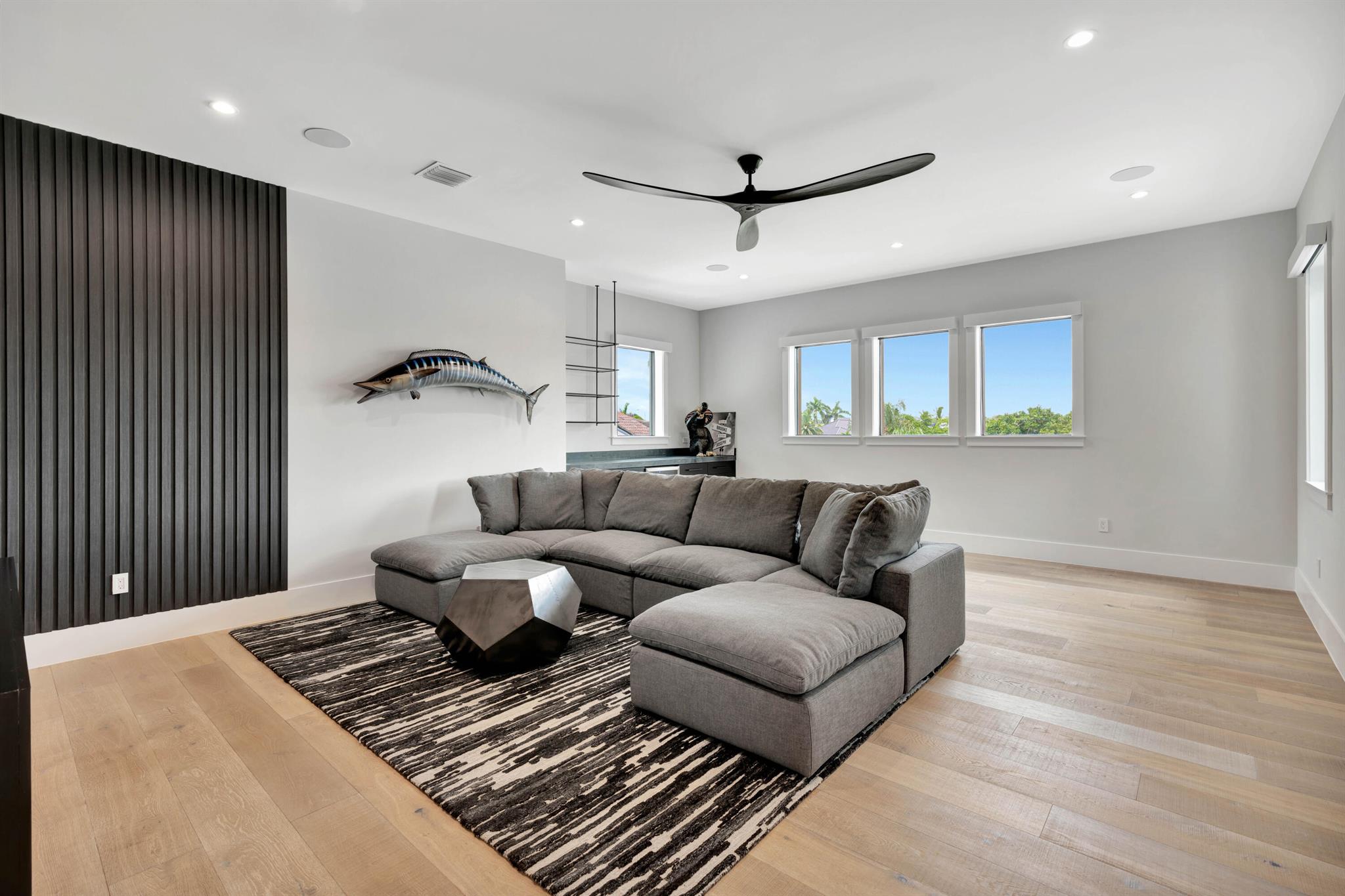 2143 Carib Cir Palm Beach Gardens, FL 33410 2143 Carib Cir Palm Beach Gardens, FL 33410