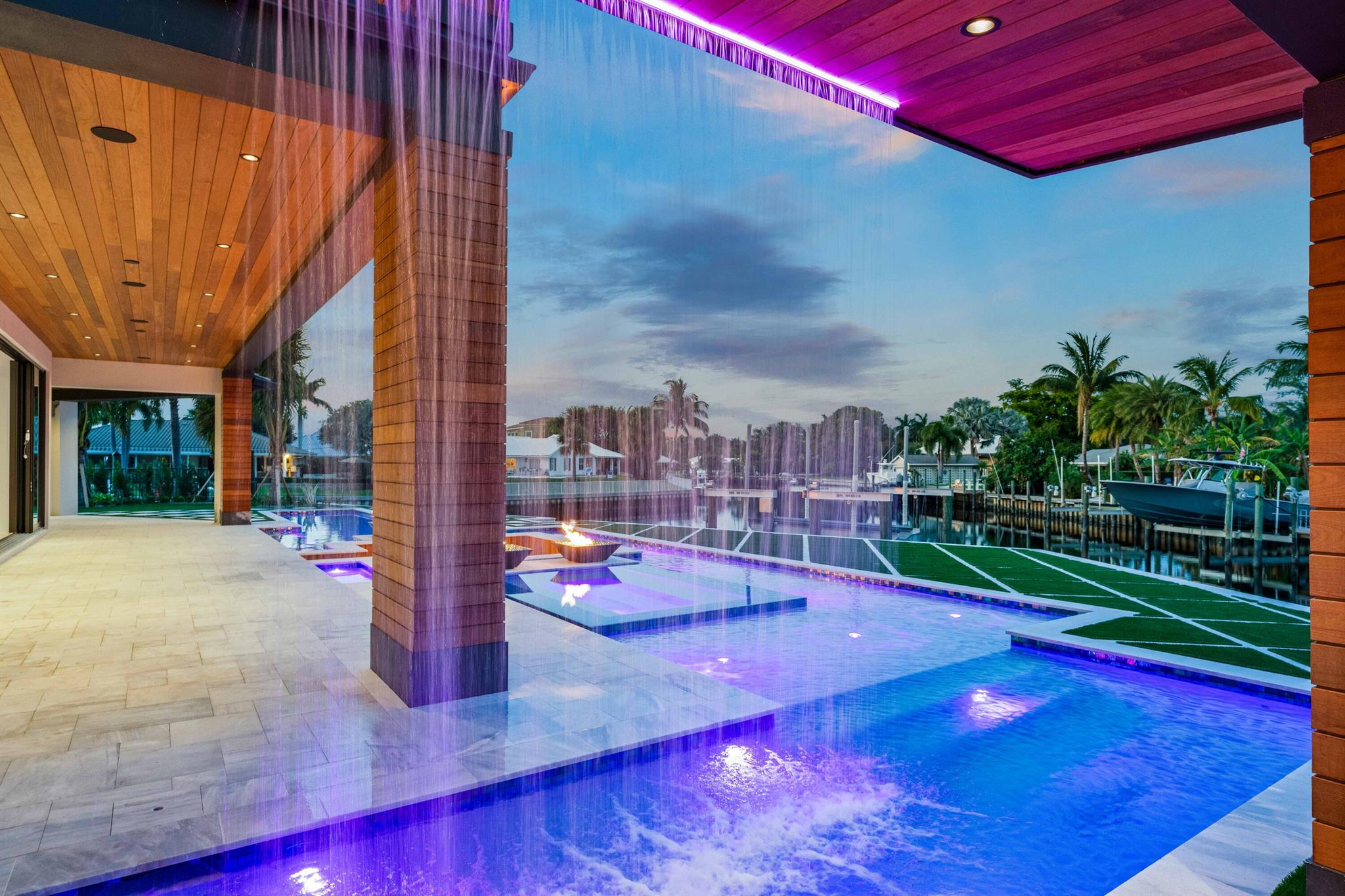 2143 Carib Cir Palm Beach Gardens, FL 33410 2143 Carib Cir Palm Beach Gardens, FL 33410