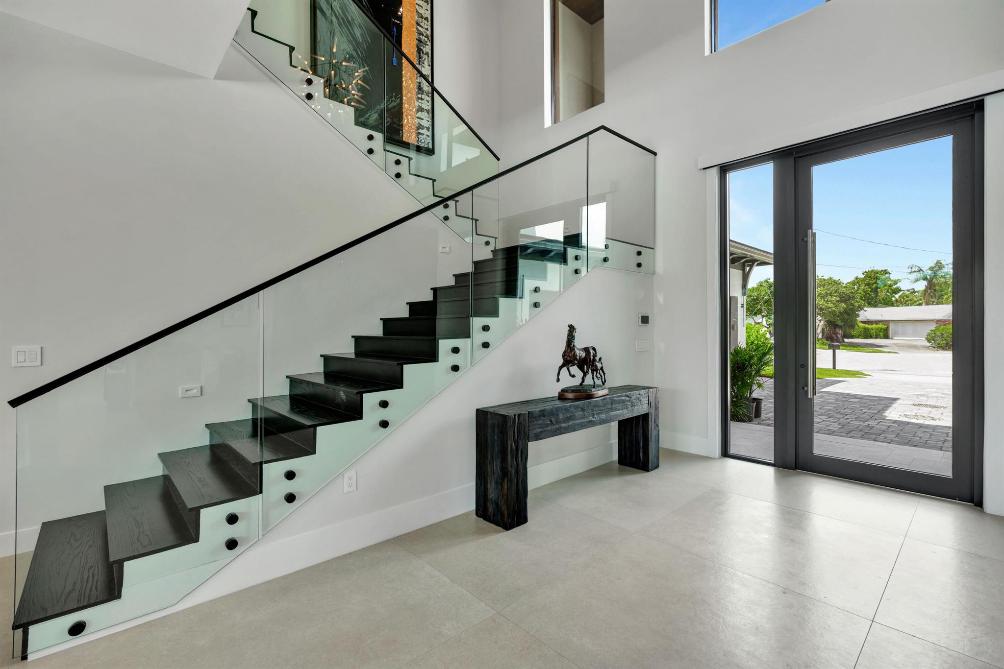 2143 Carib Cir Palm Beach Gardens, FL 33410 2143 Carib Cir Palm Beach Gardens, FL 33410