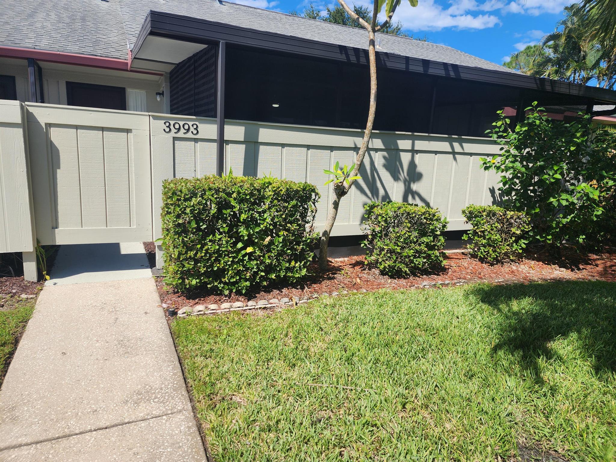 3993 NW Cinnamon Tree Cir