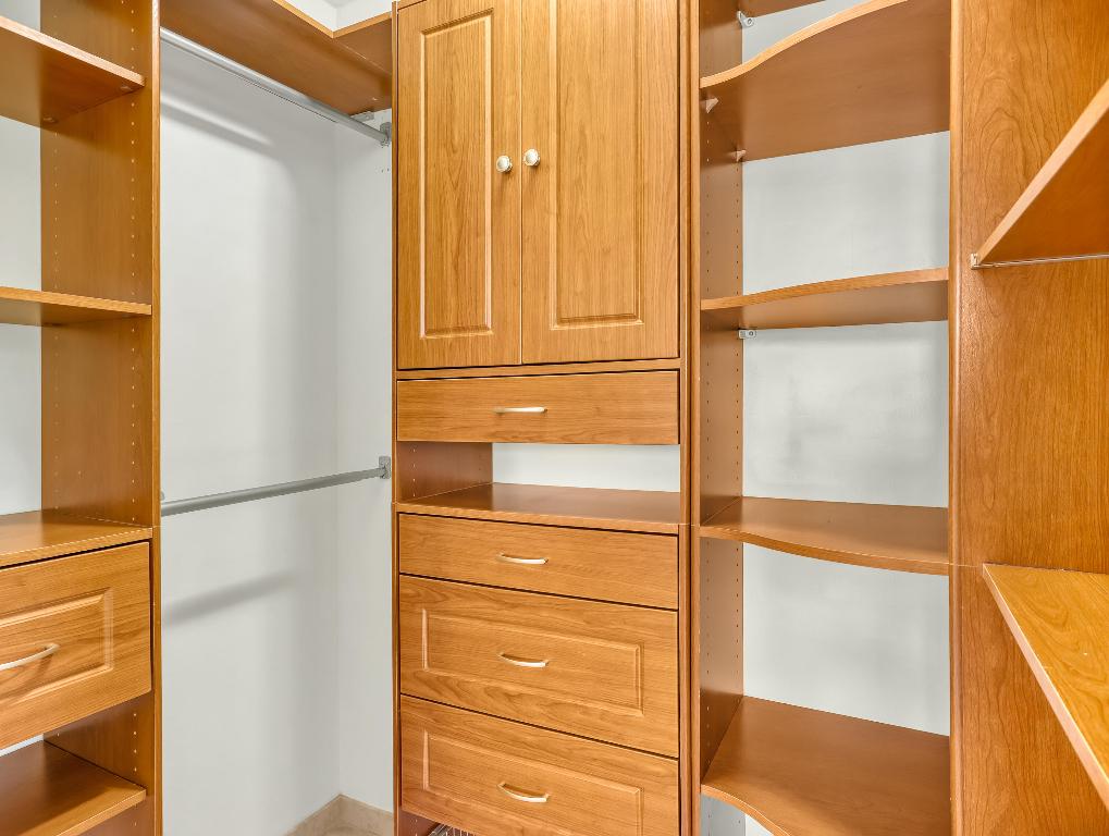 18081 SE Country Clb Dr #10-91 Tequesta, FL 33469