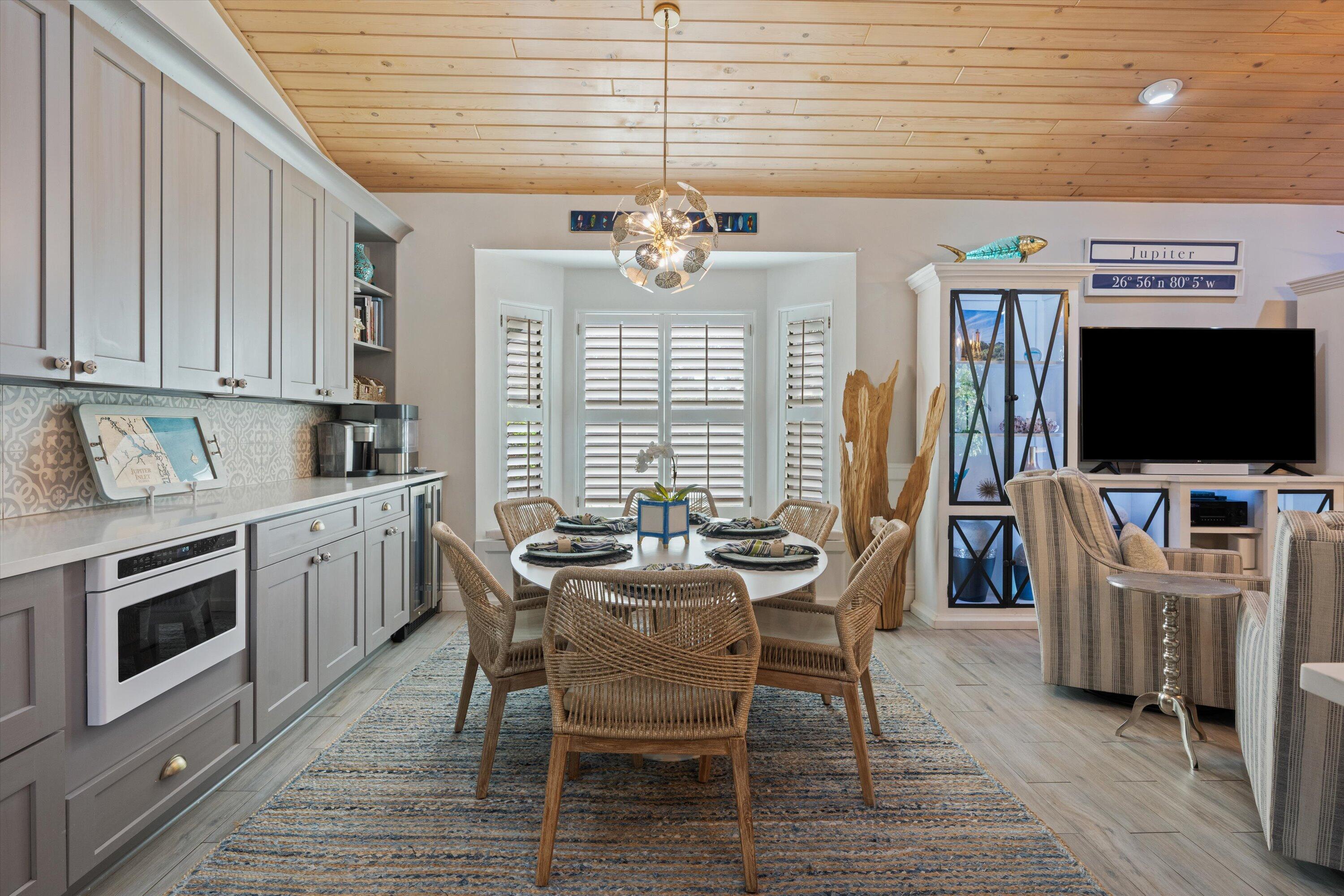 18092 SE Laurel Leaf Jupiter, FL 33469