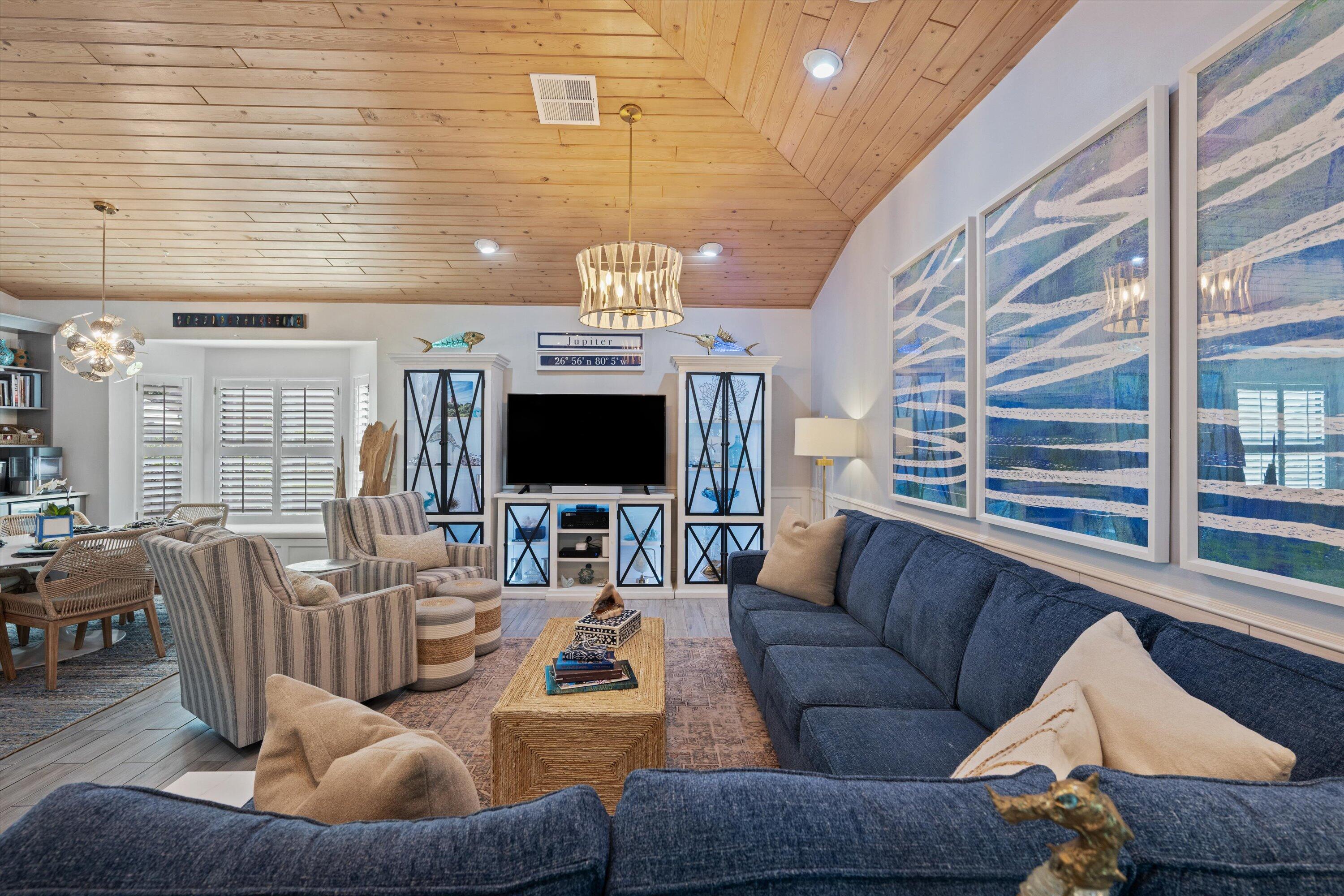 18092 SE Laurel Leaf Jupiter, FL 33469