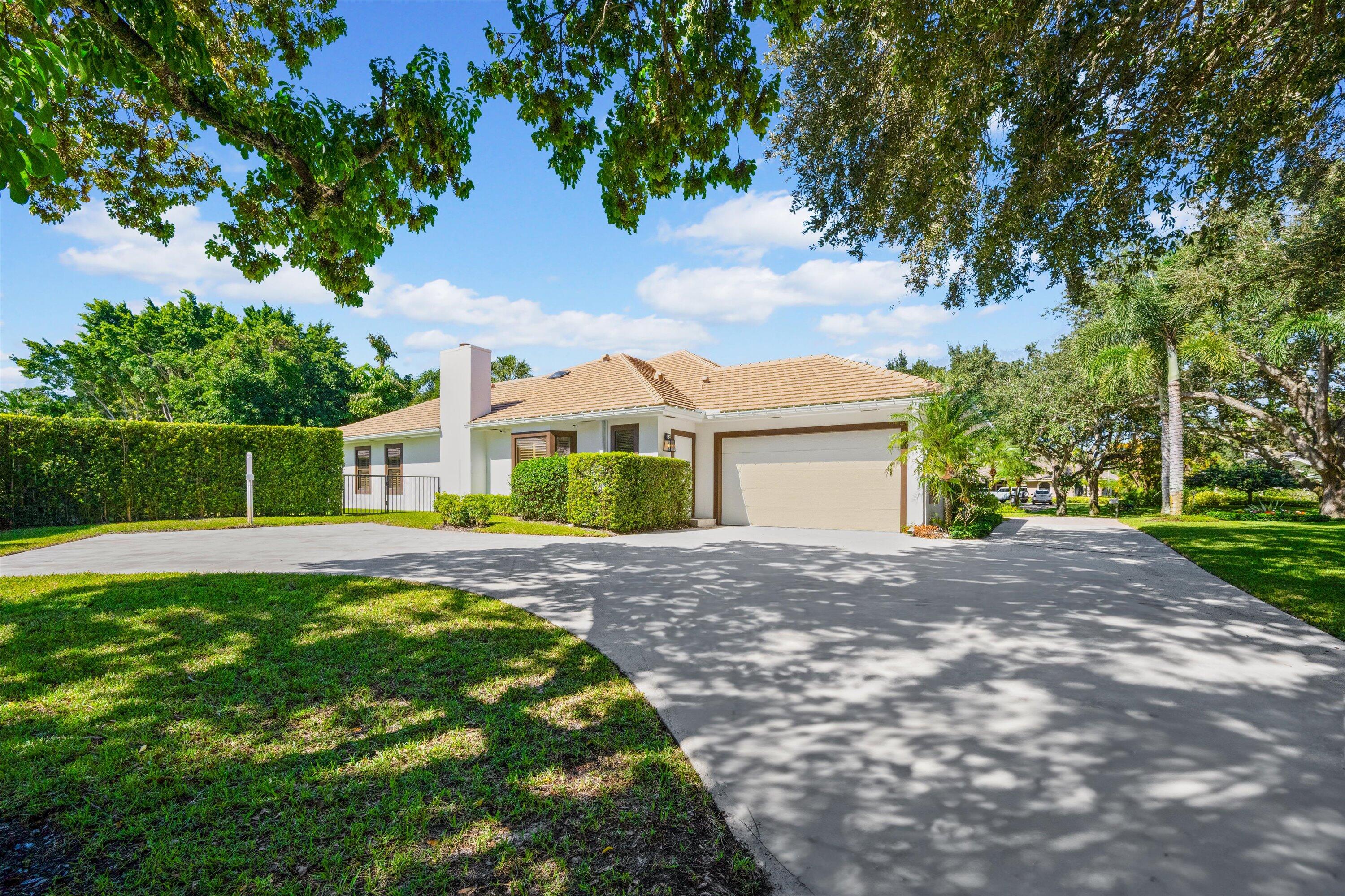 18092 SE Laurel Leaf Jupiter, FL 33469