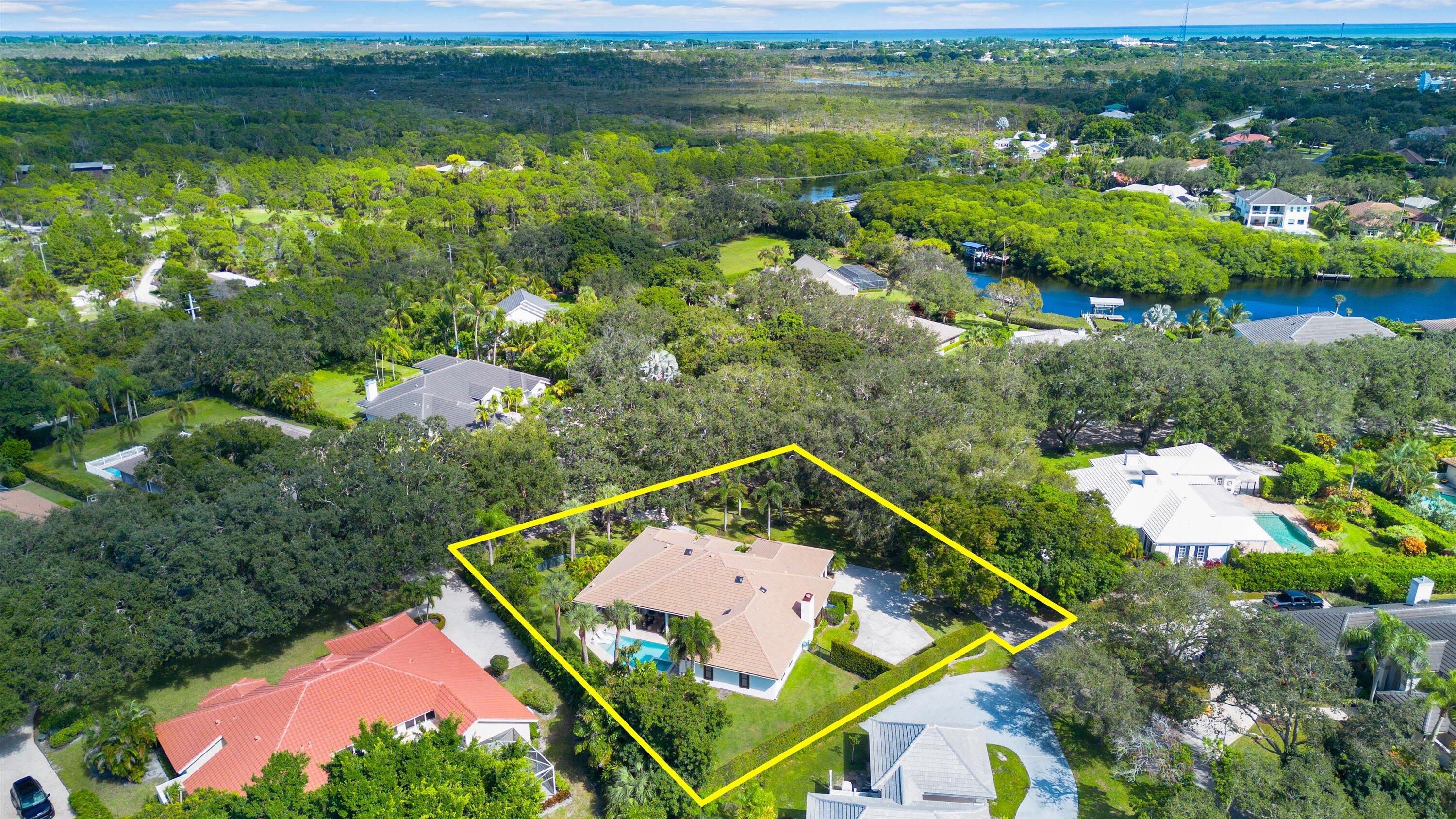 18092 SE Laurel Leaf Jupiter, FL 33469