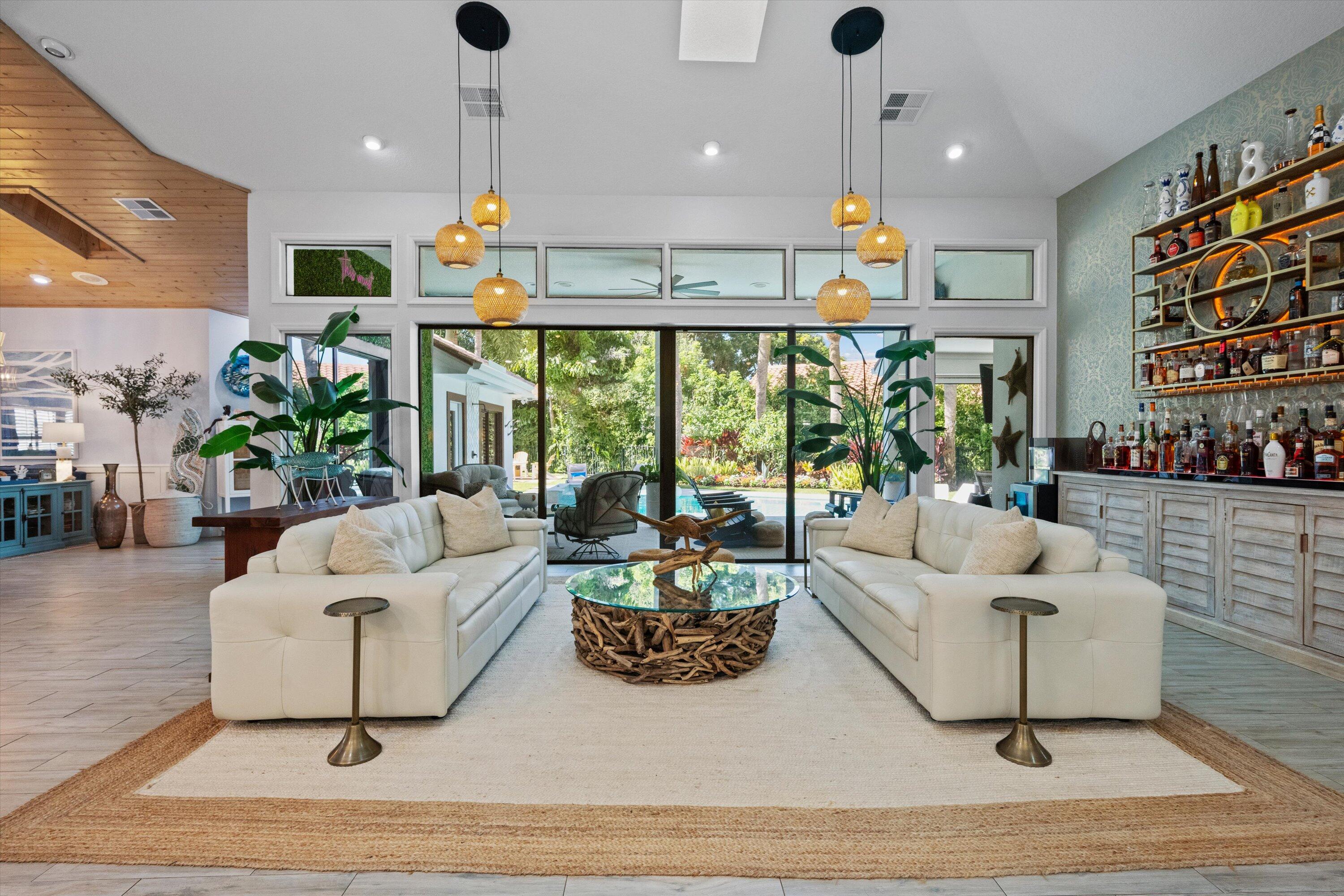 18092 SE Laurel Leaf Jupiter, FL 33469