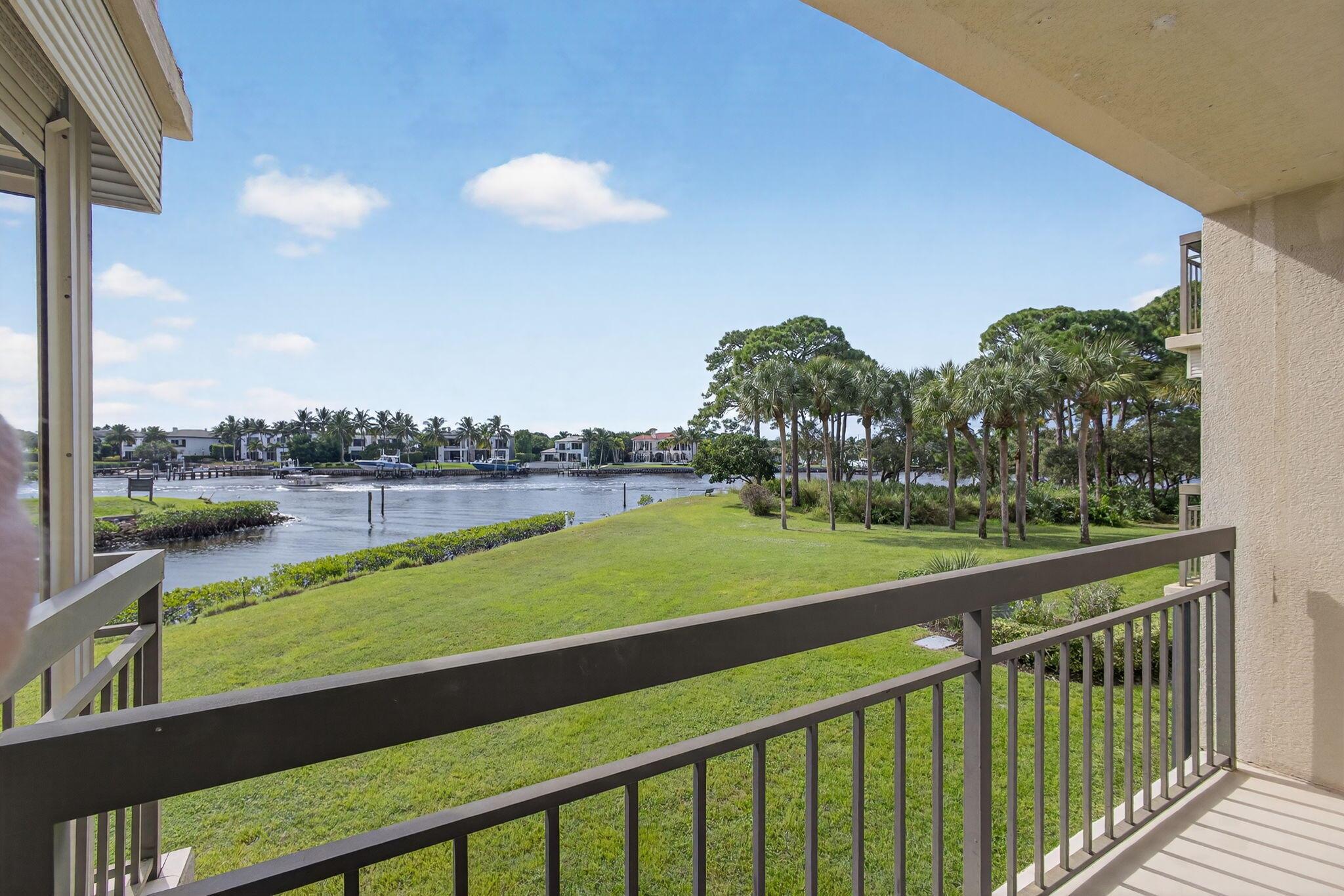 2201 Marina Isle Way #202 Jupiter, FL 33477