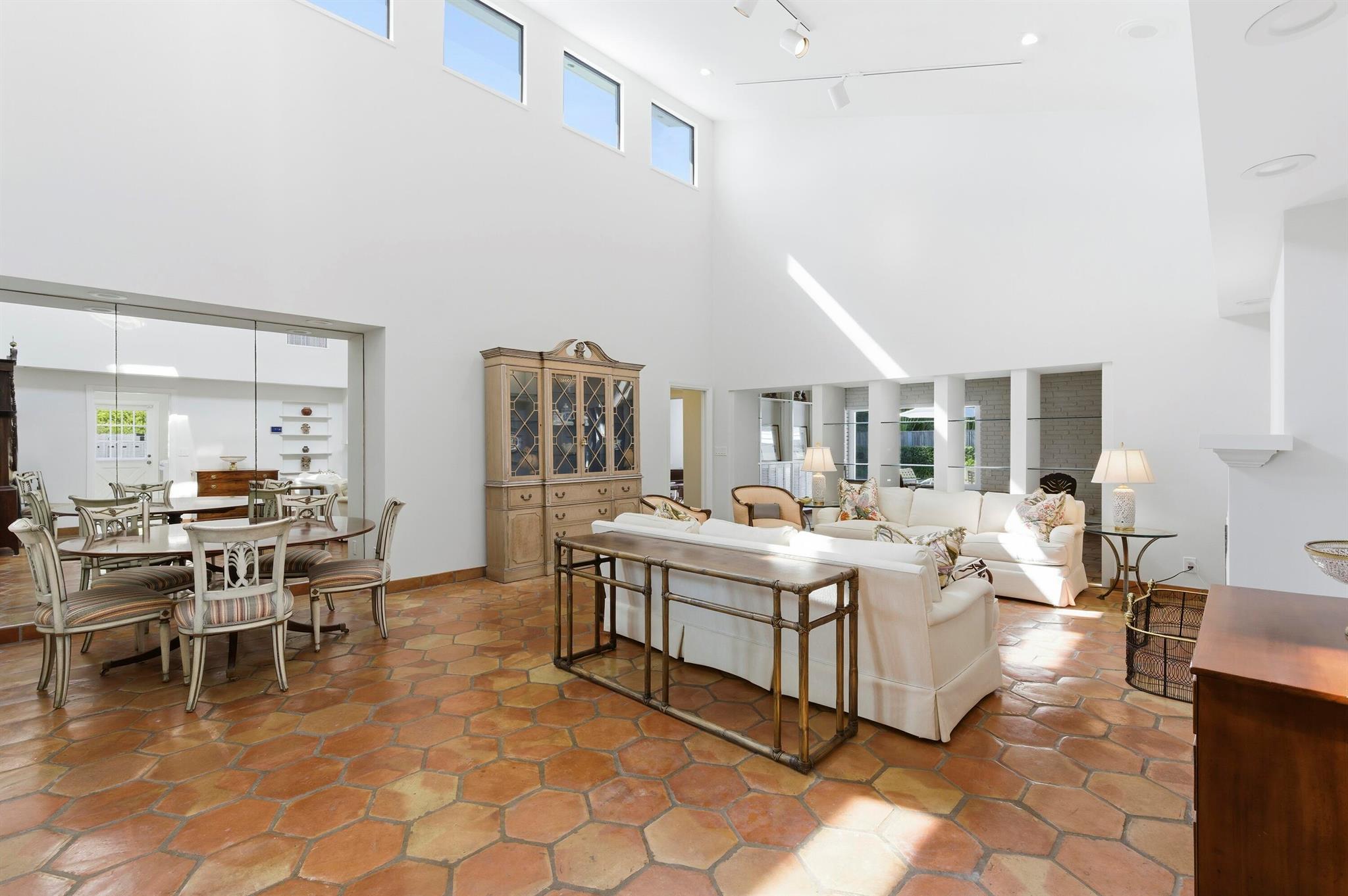 3208 N Flagler Dr West Palm Beach, FL 33407