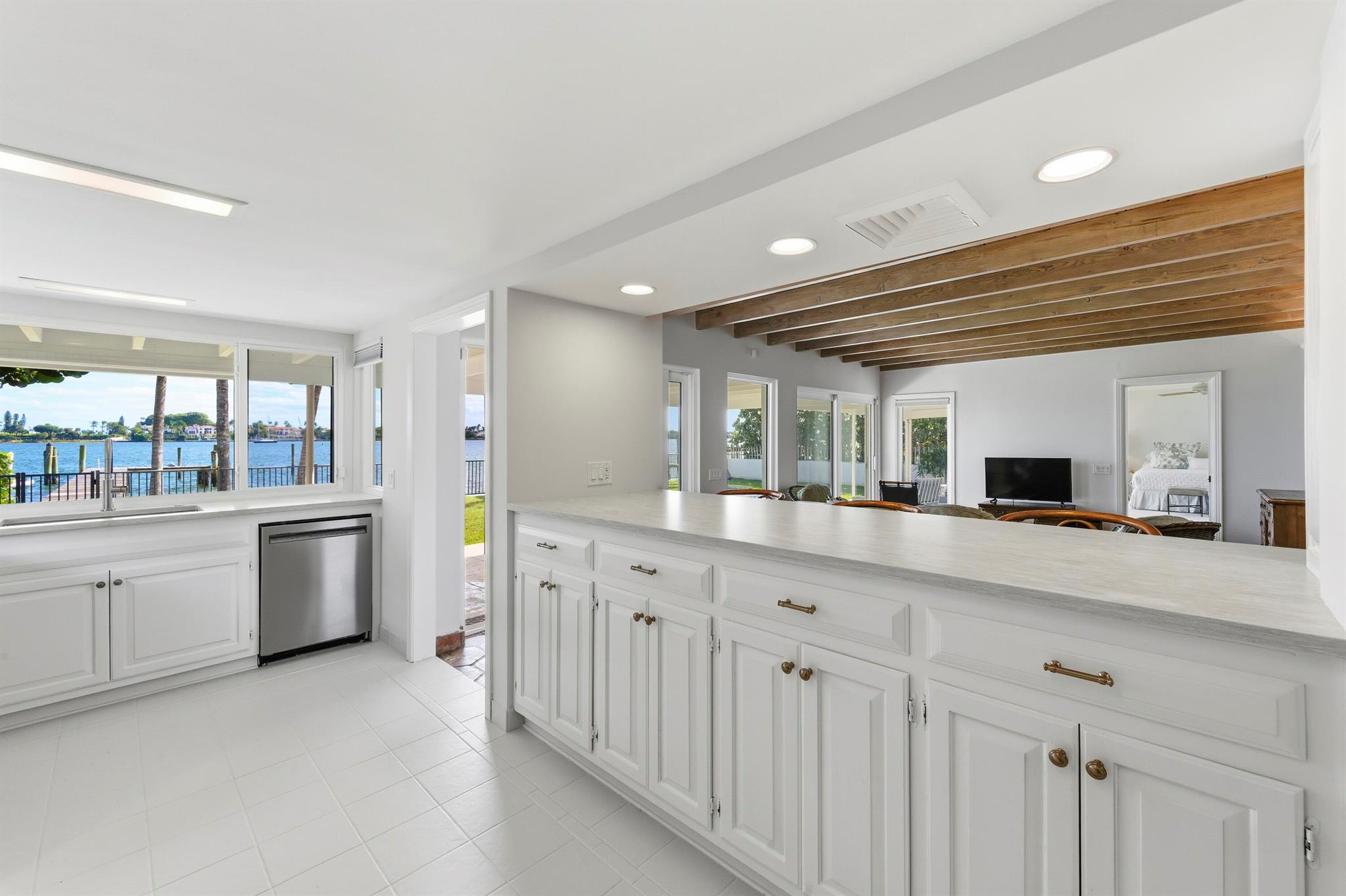 3208 N Flagler Dr West Palm Beach, FL 33407