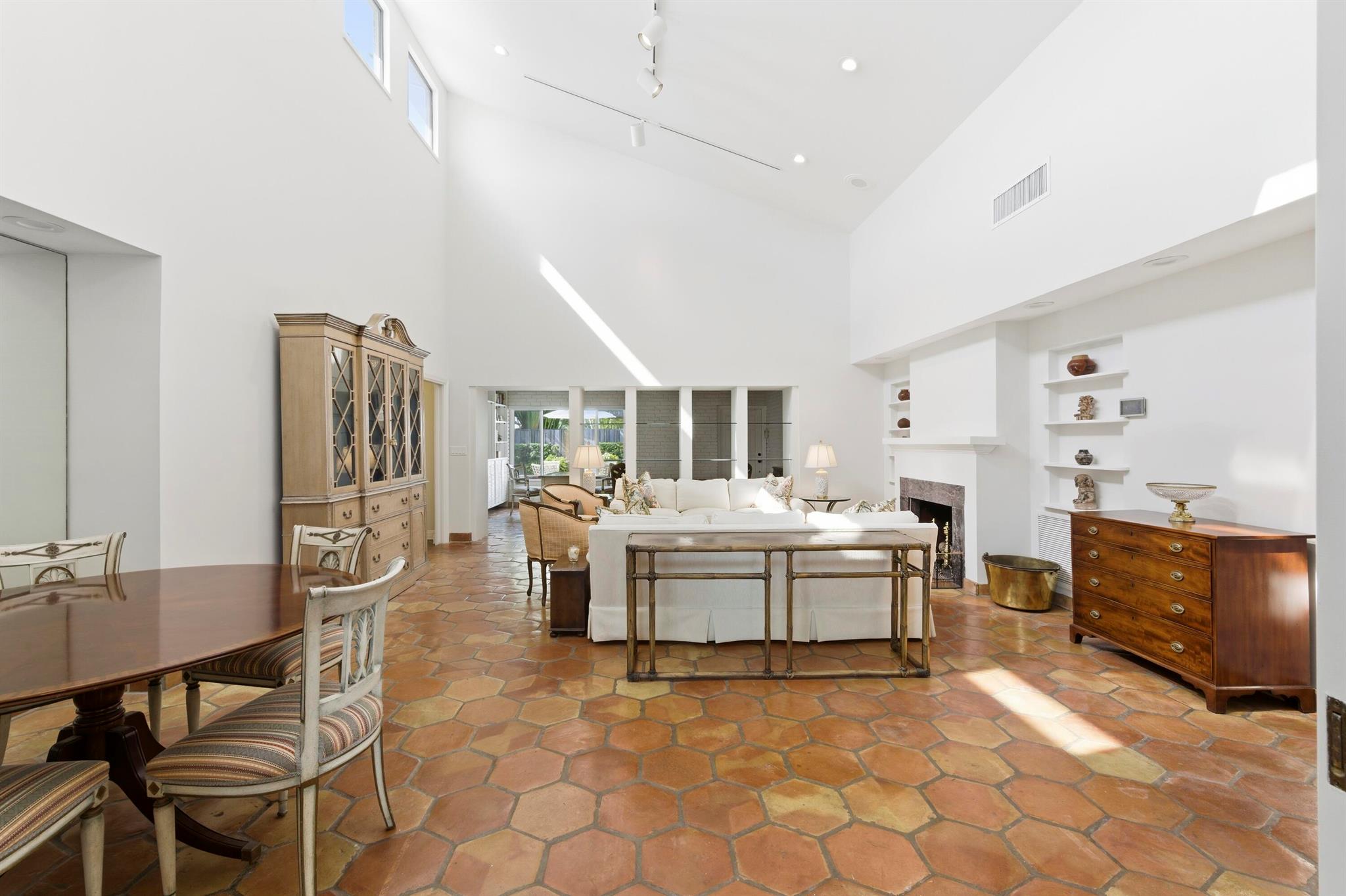 3208 N Flagler Dr West Palm Beach, FL 33407